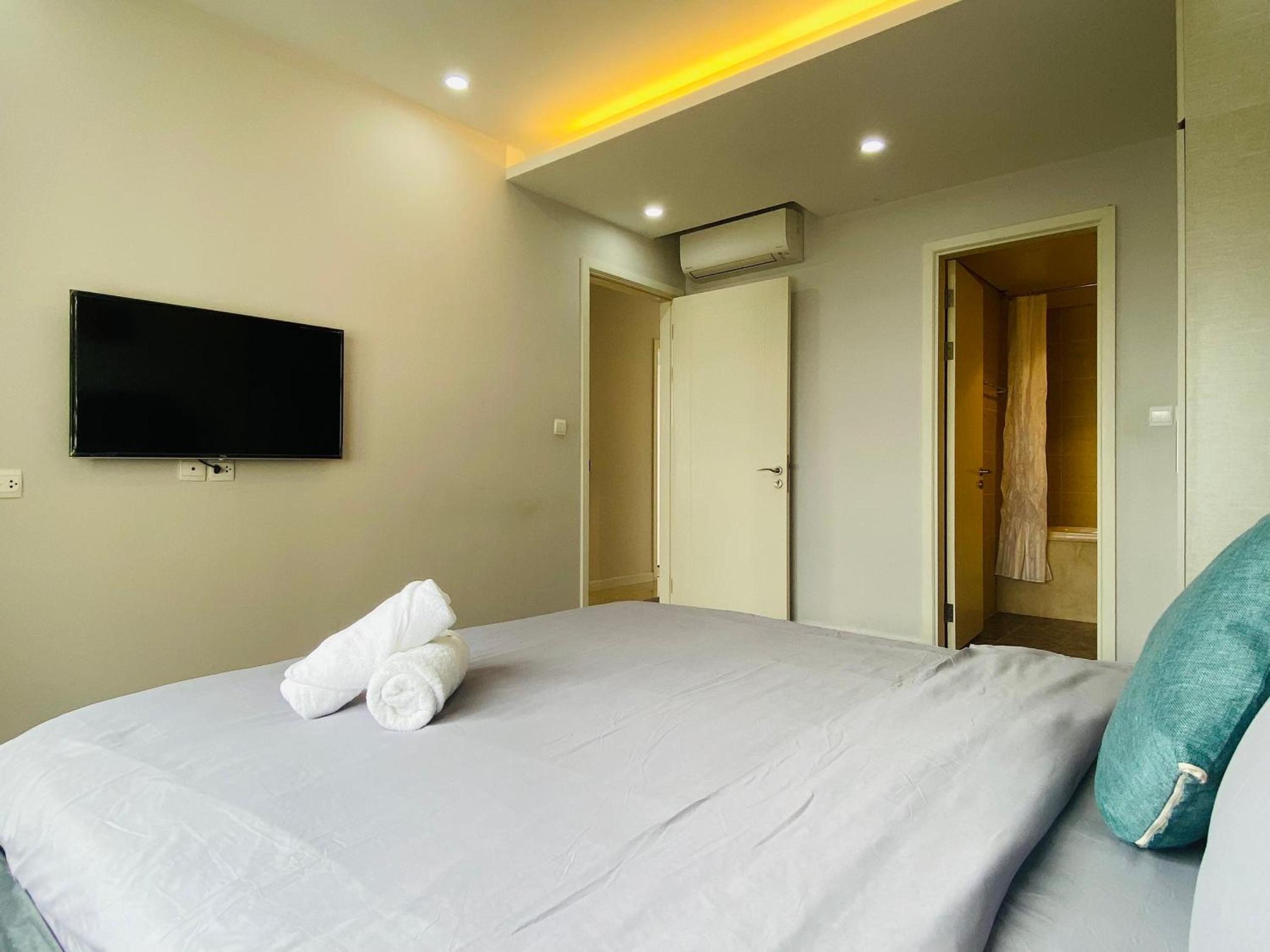 QMP - Vinhomes D'Capitale Tran Duy Hung