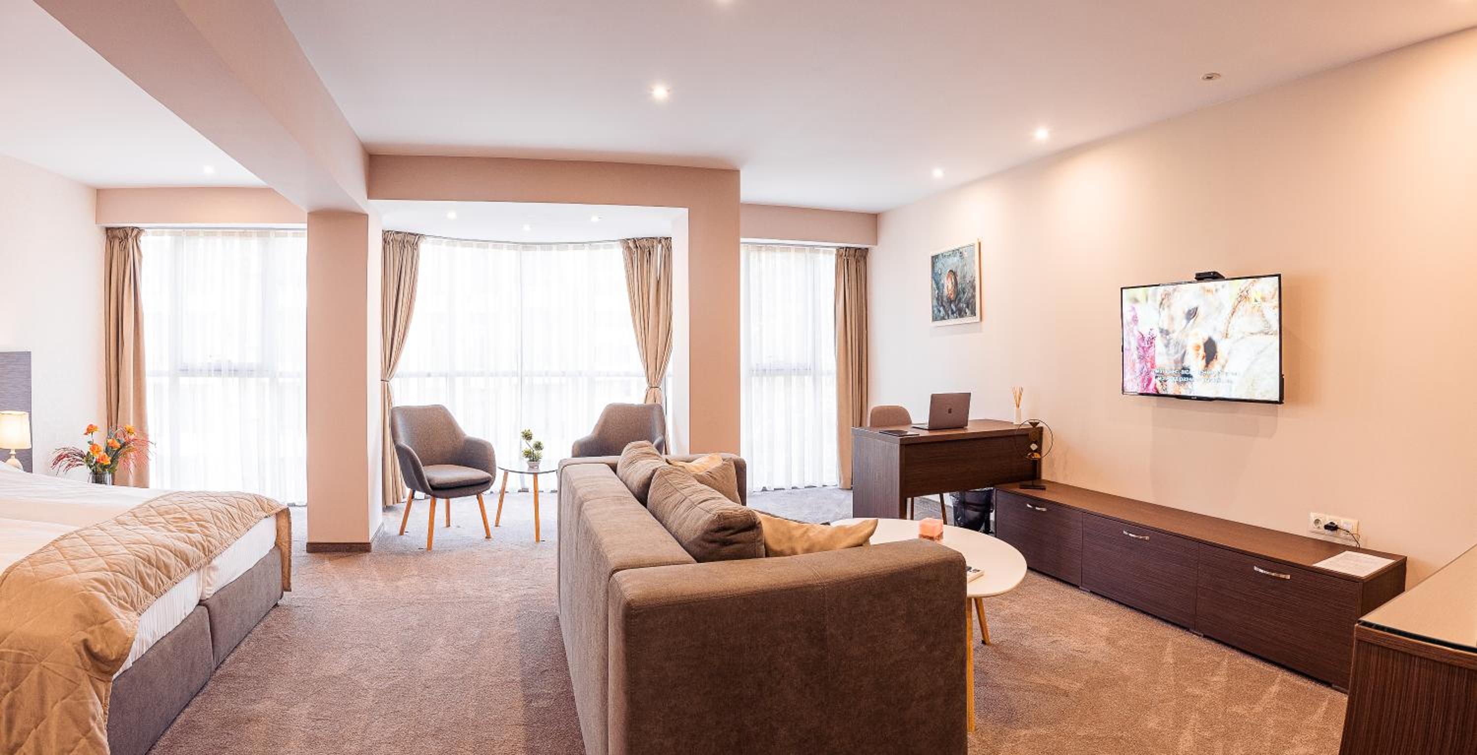 Cityscape Luxury Suites
