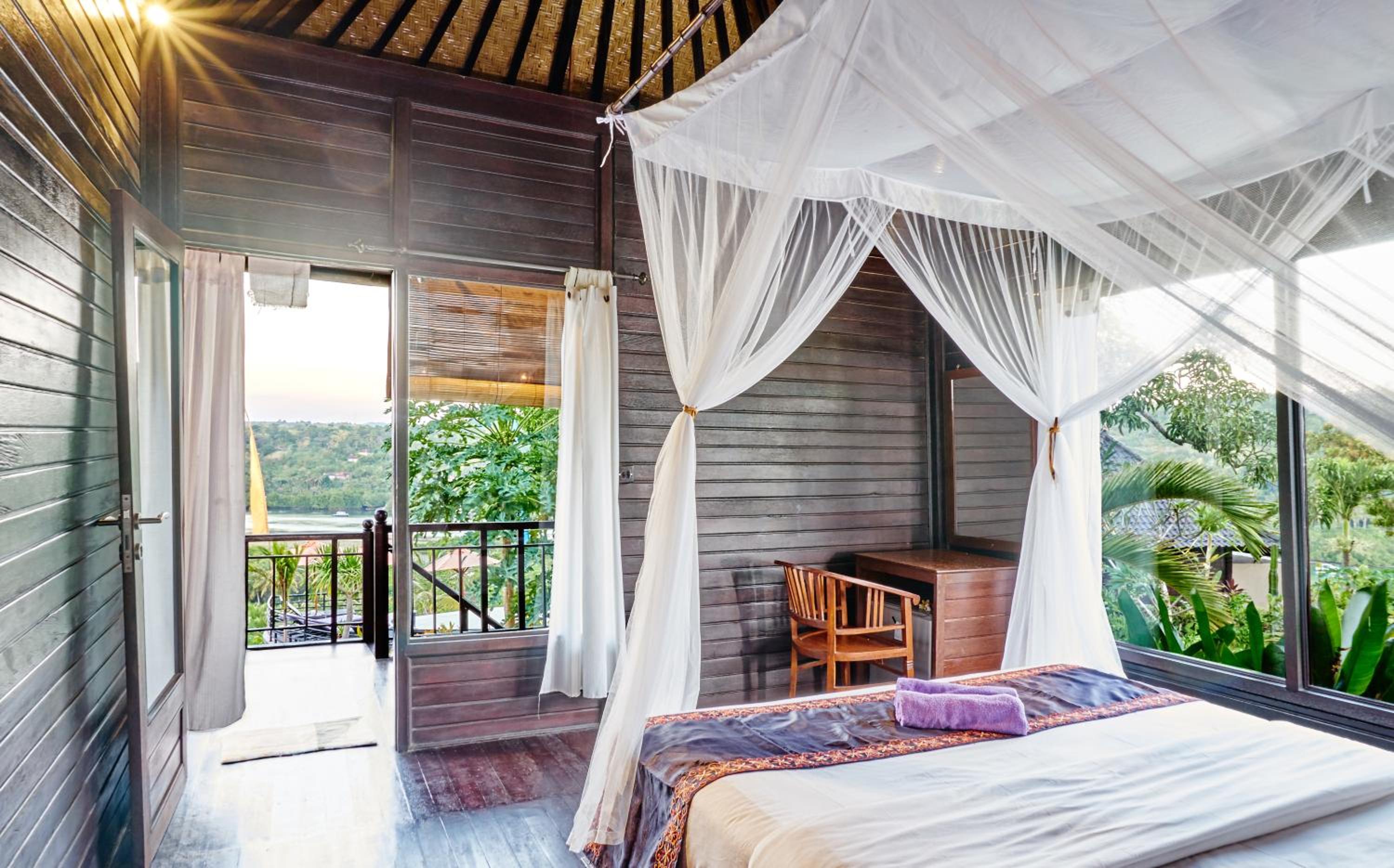 Sunrise Ocean Hut's Lembongan