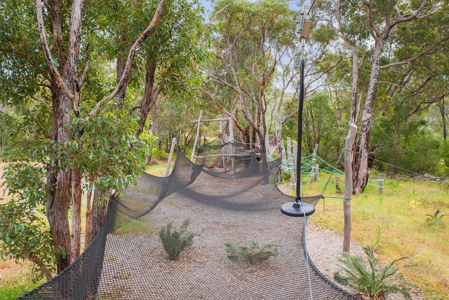 Carpe Artes -architectural bushland home, Marg Riv