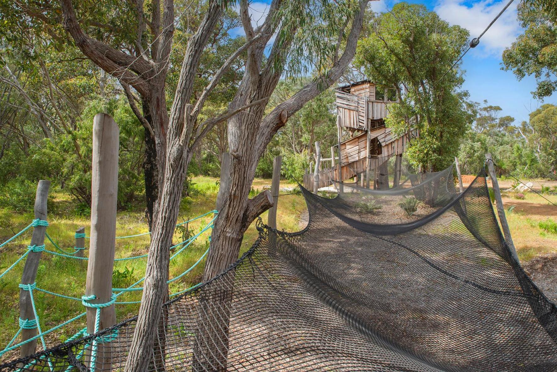 Carpe Artes -architectural bushland home, Marg Riv