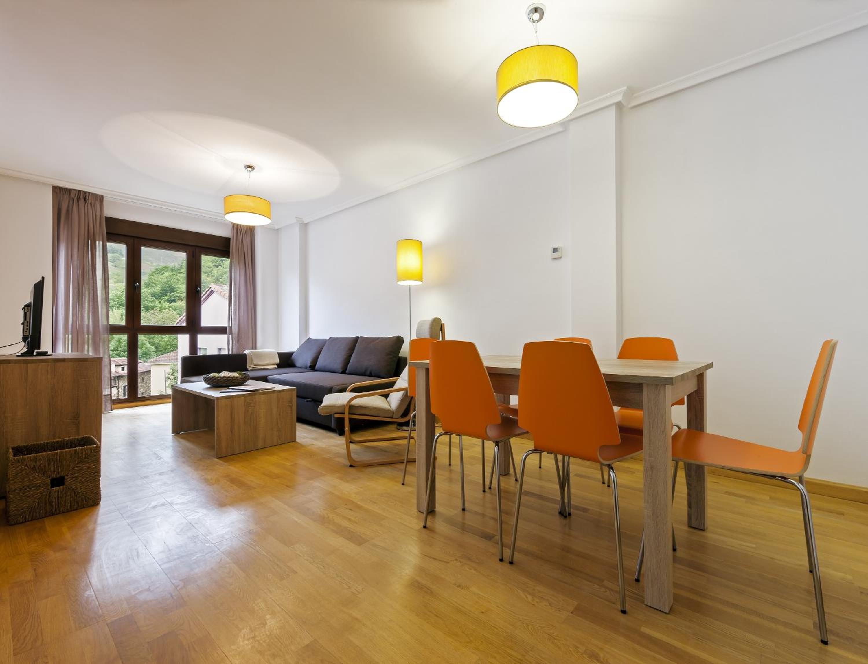Apartamentos El Caxigu