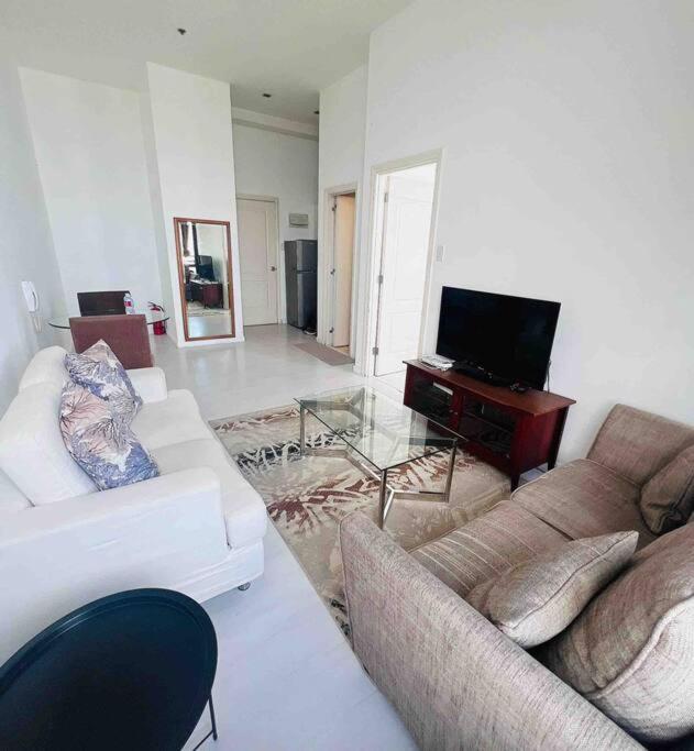 Homestyle Spacious 1 Bedroom Flat in The Gramercy Residences City View