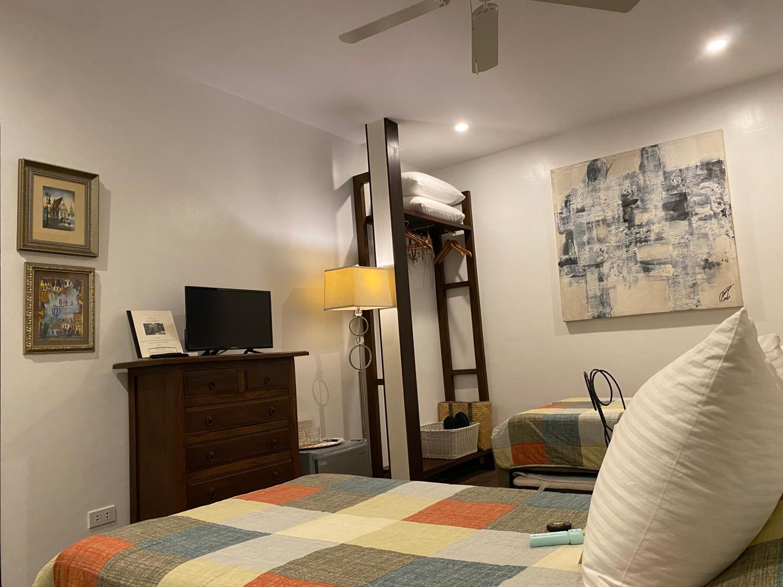 Balai Benedicere Bed & Breakfast