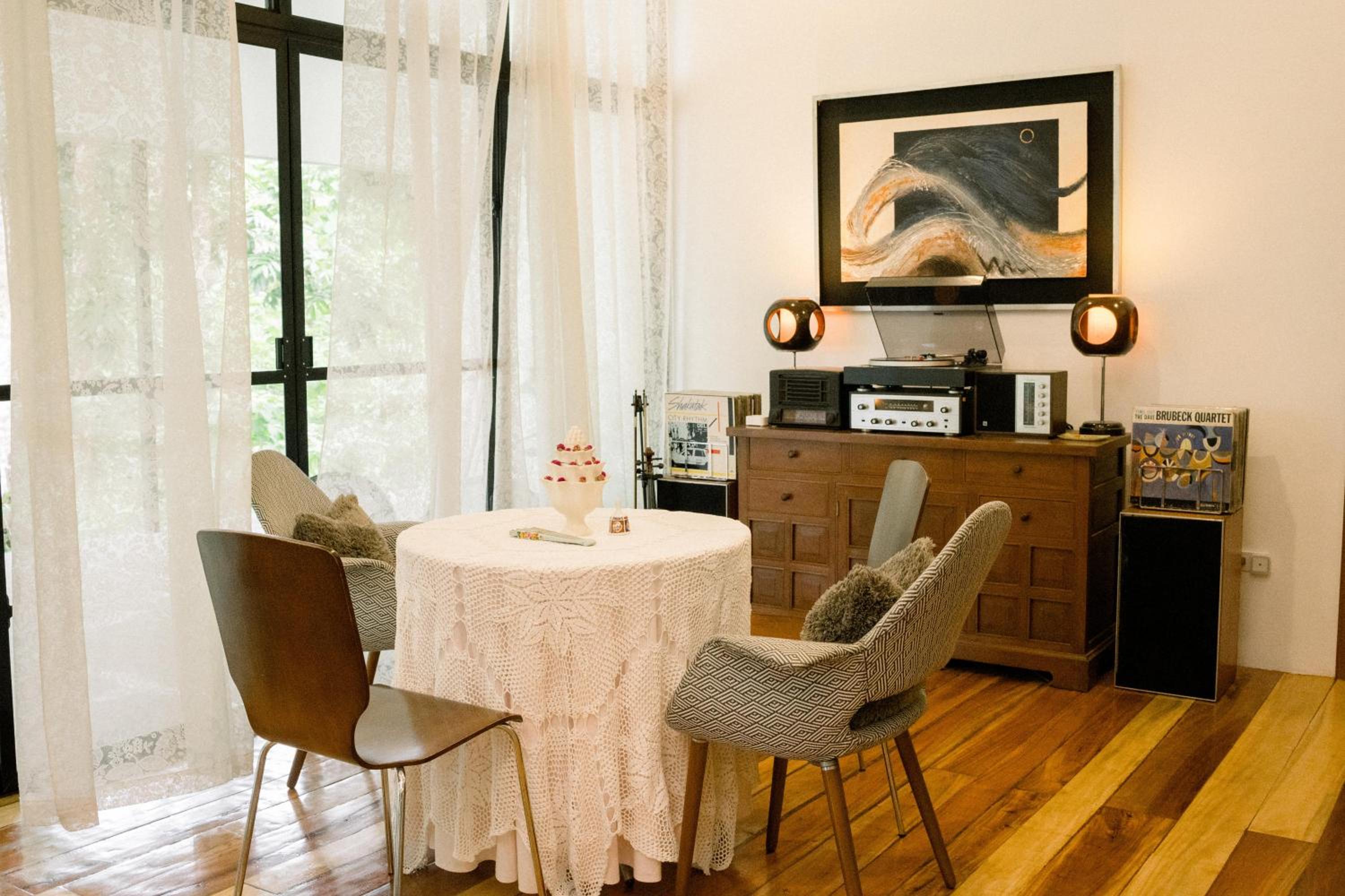 Balai Benedicere Bed & Breakfast