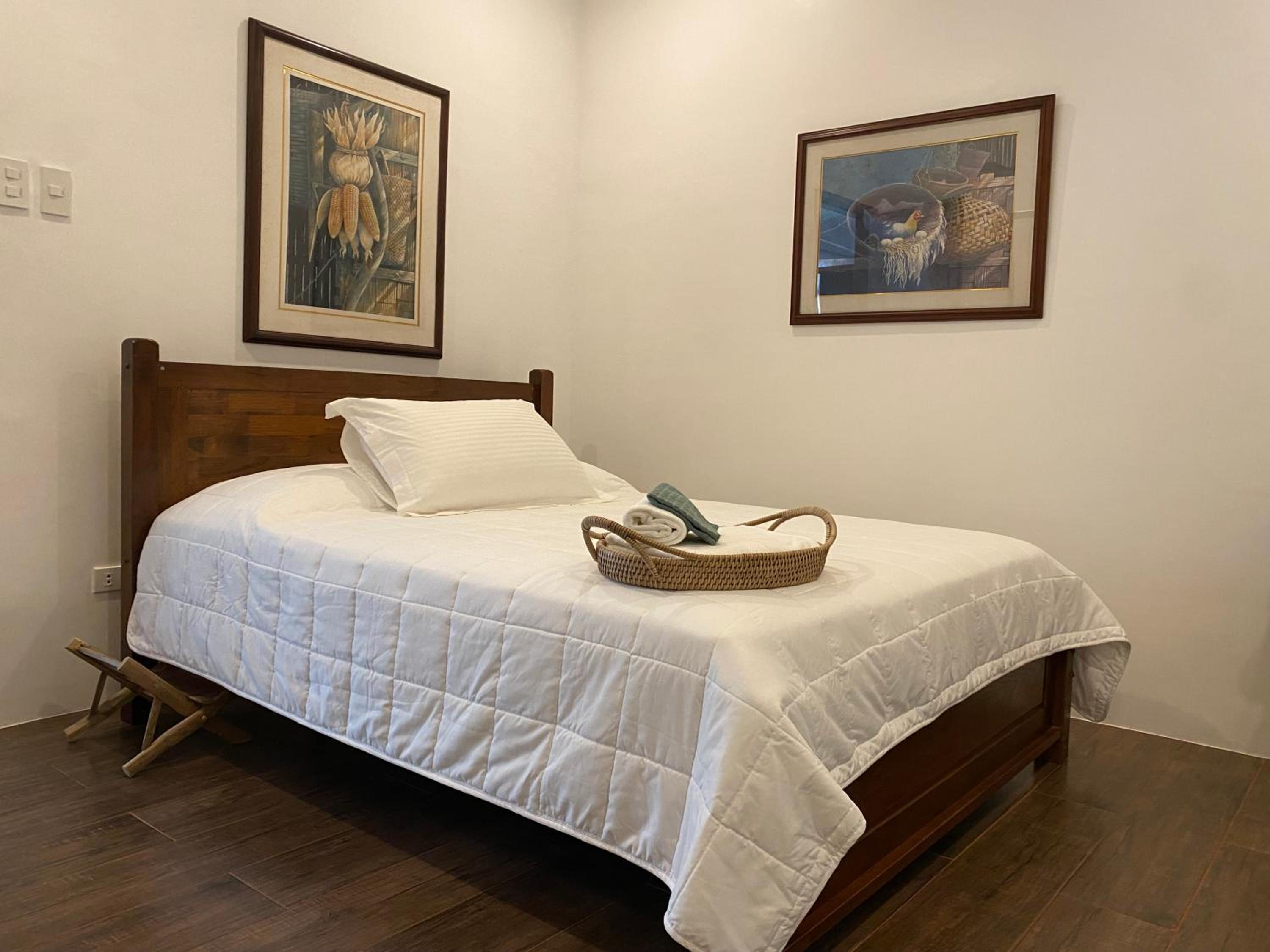 Balai Benedicere Bed & Breakfast
