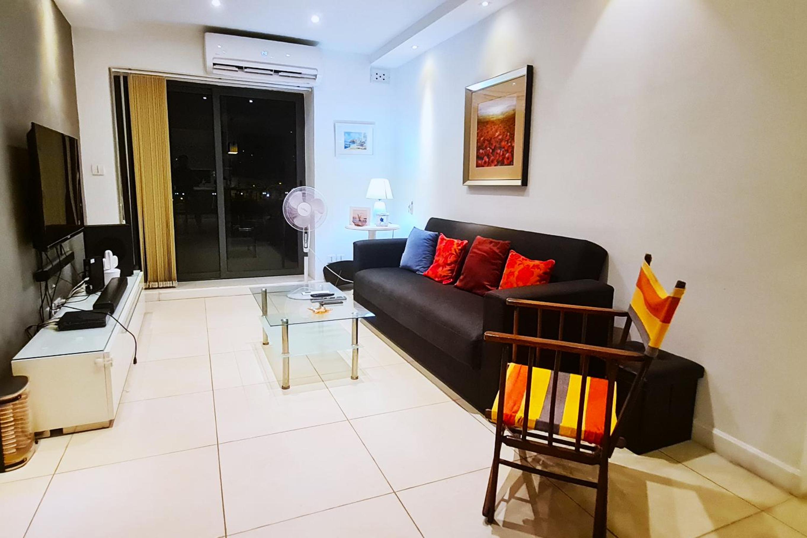 Unobstructred seaviews, 2BR, Kingbeds, Fully ACd view 5