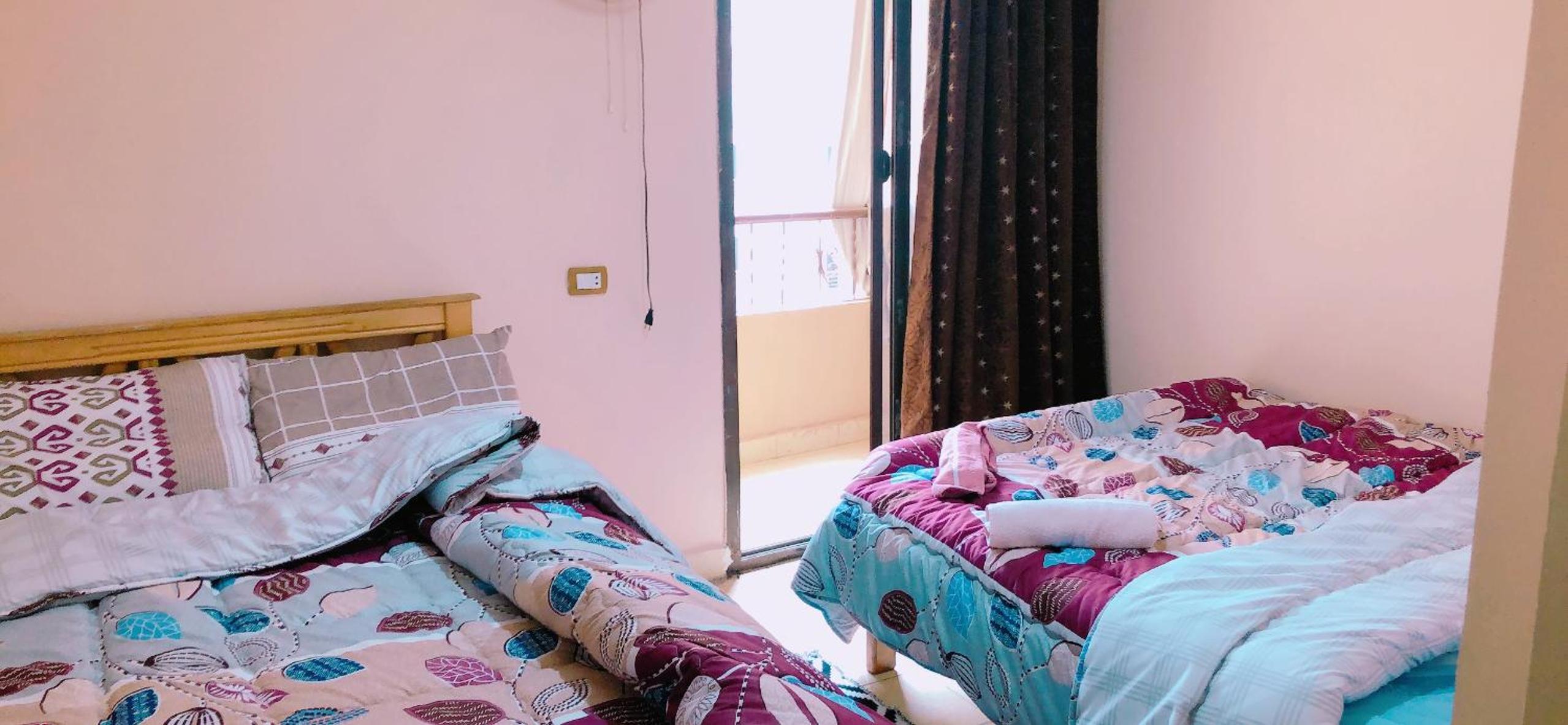Cozy Apartment in Maadi ring road with smart TV