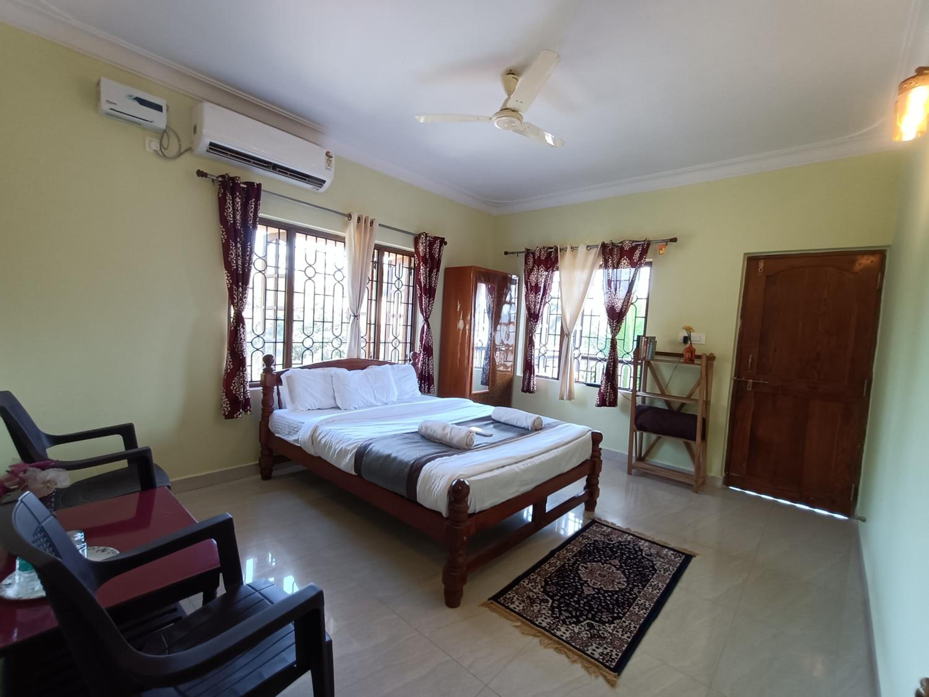 Pappa's Guest House