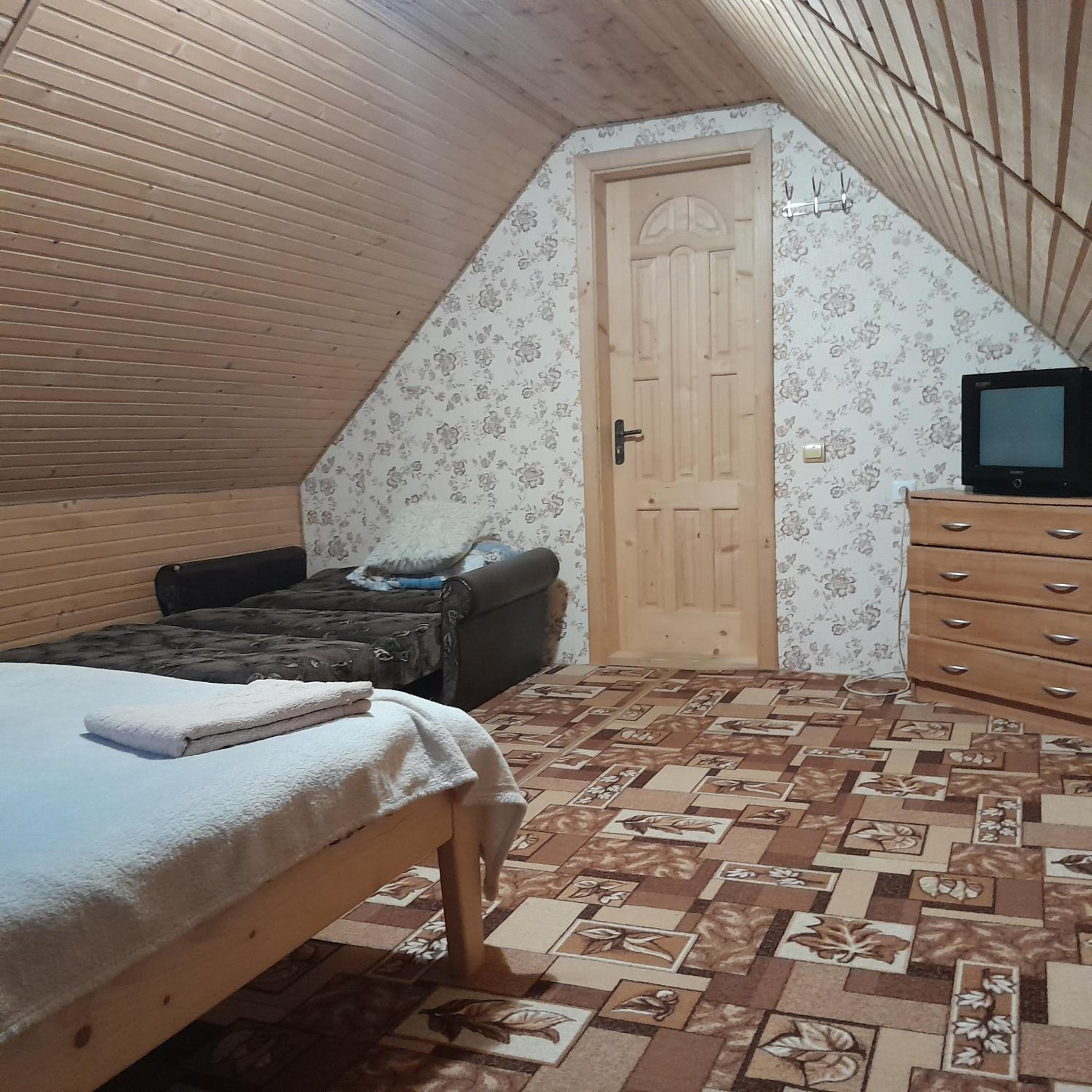 Котеджі "У Яни"