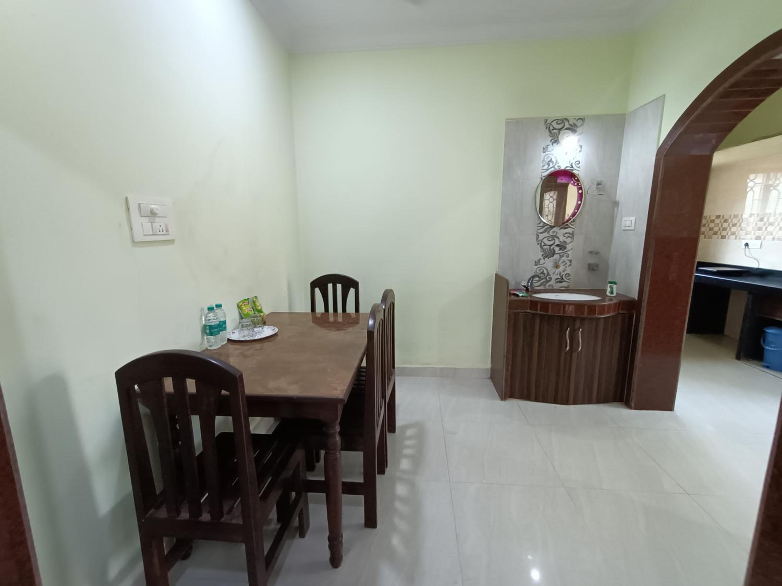 Pappa's Guest House