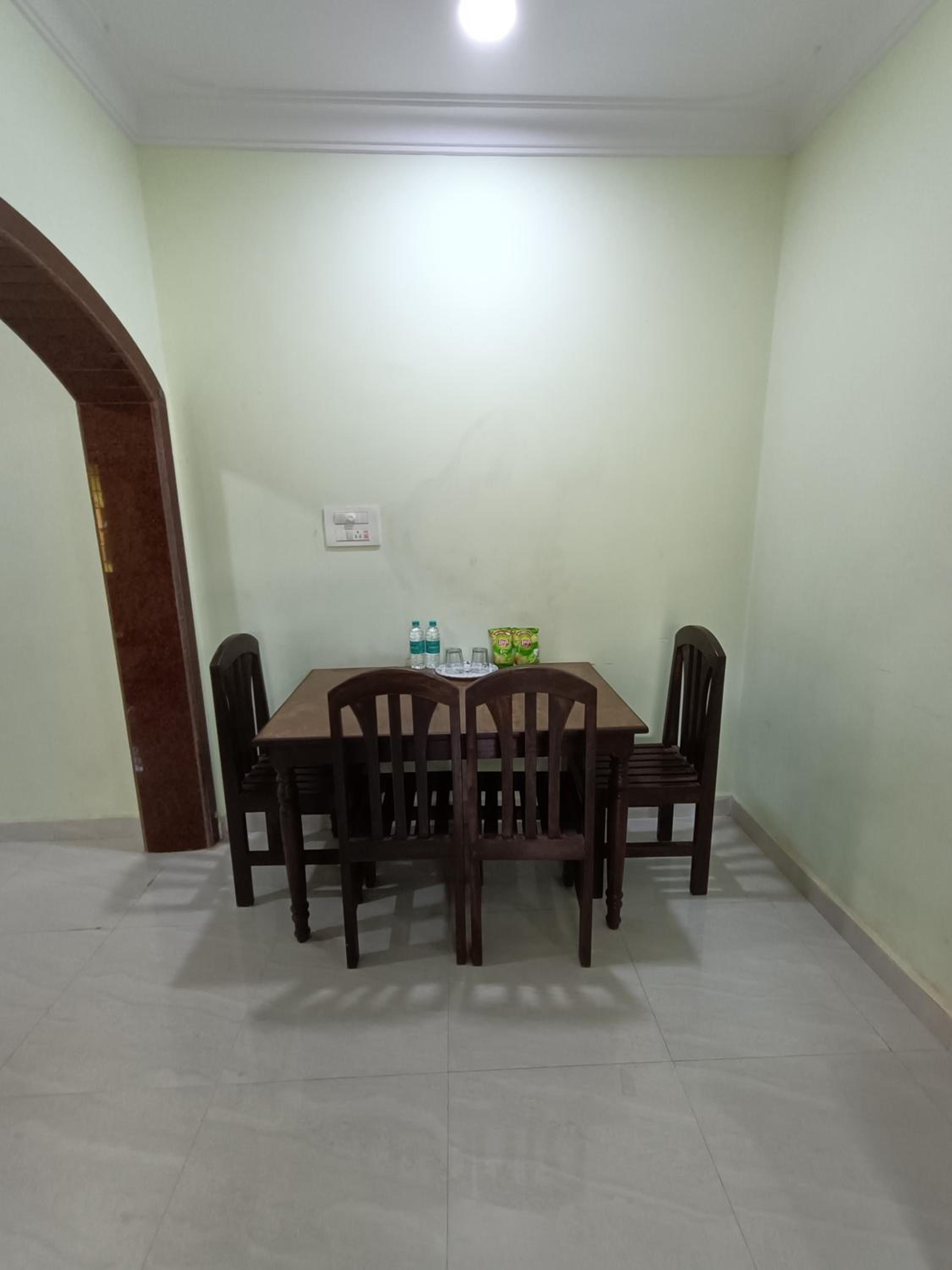 Pappa's Guest House
