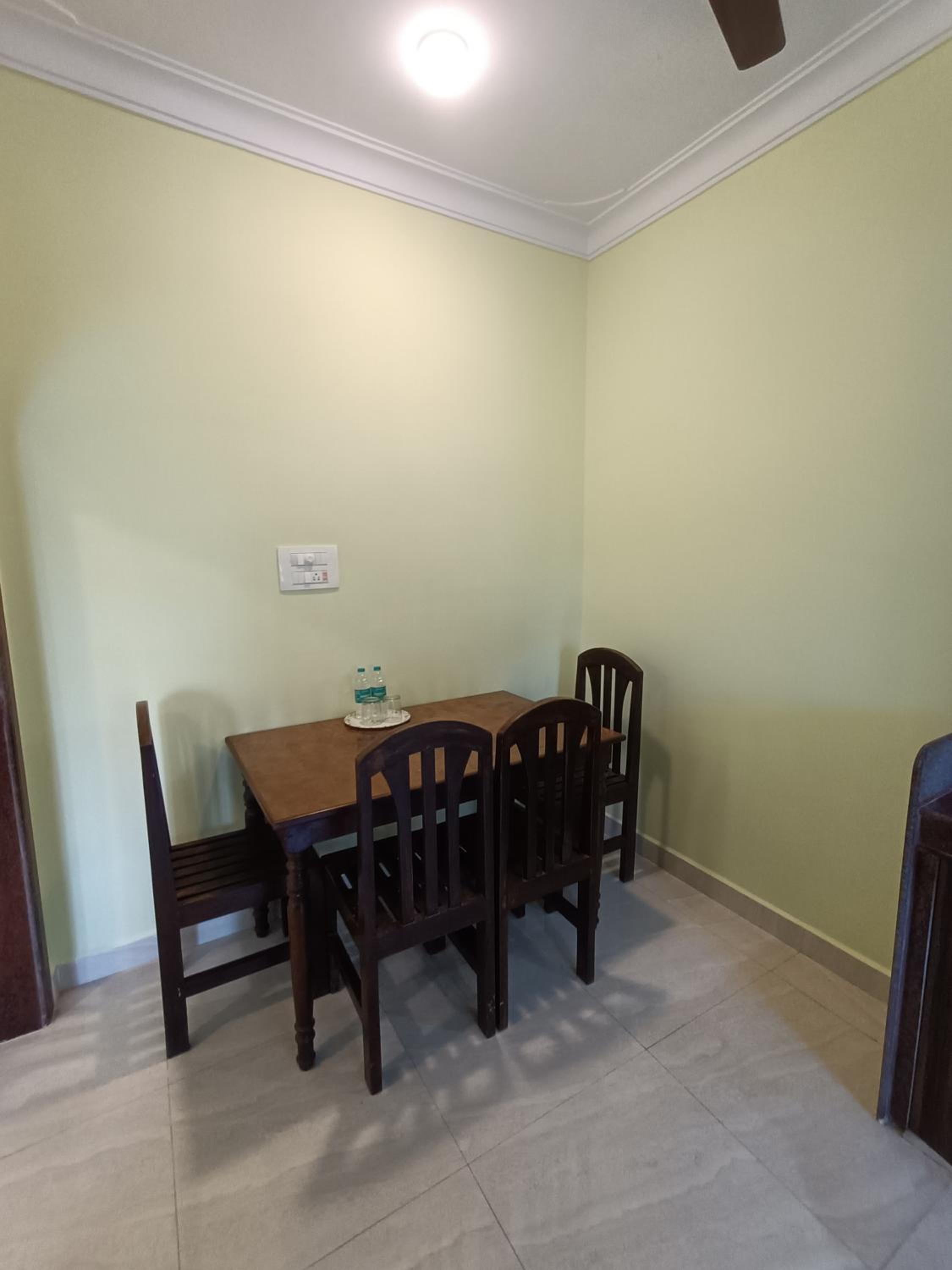 Pappa's Guest House