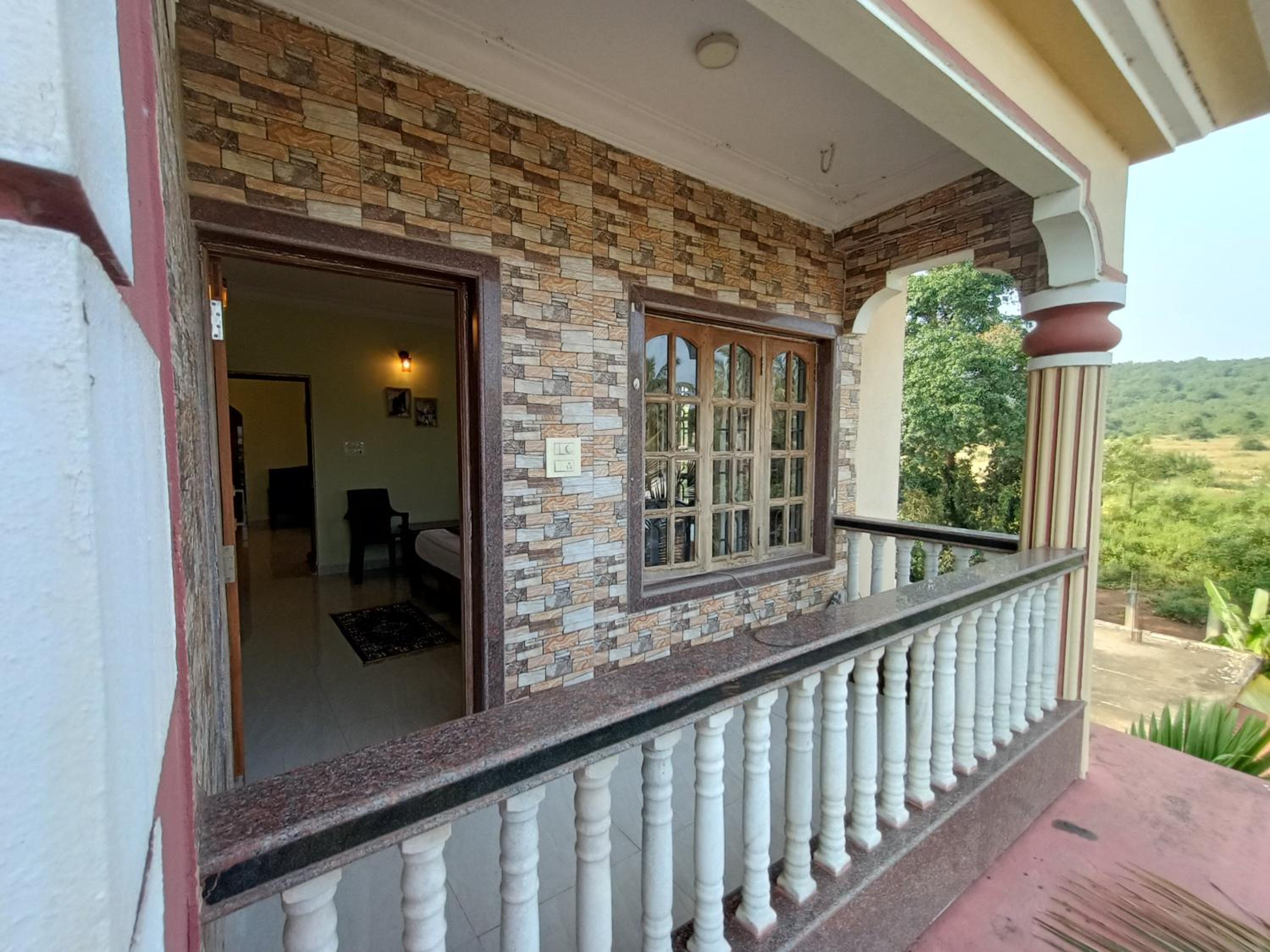 Pappa's Guest House