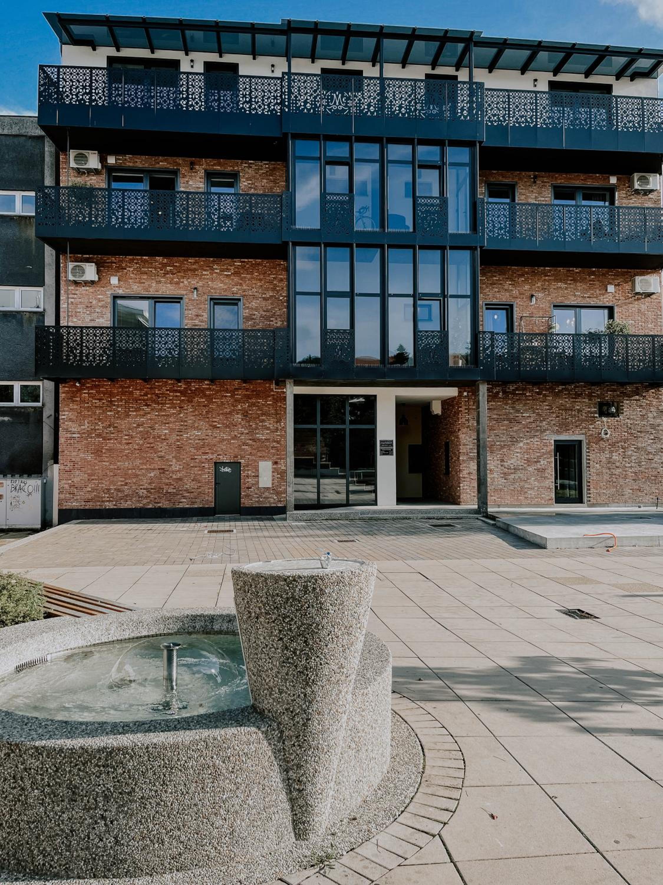 Morandini Apartments