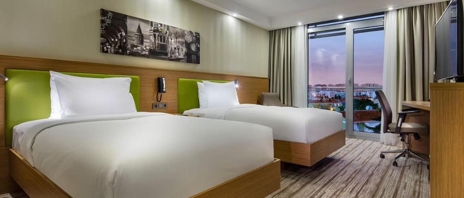 Hampton by Hilton İstanbul Ataköy - Image 16