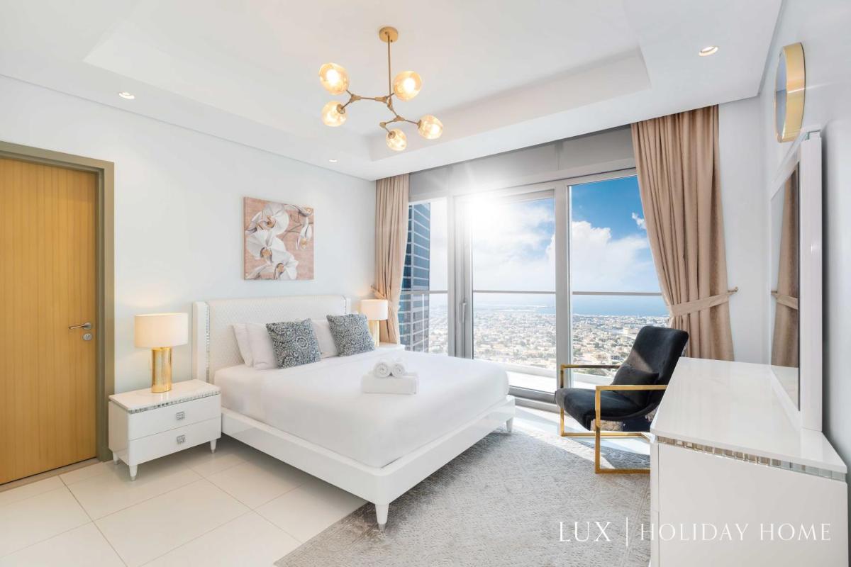 LUX The Paramount Sea View Suite