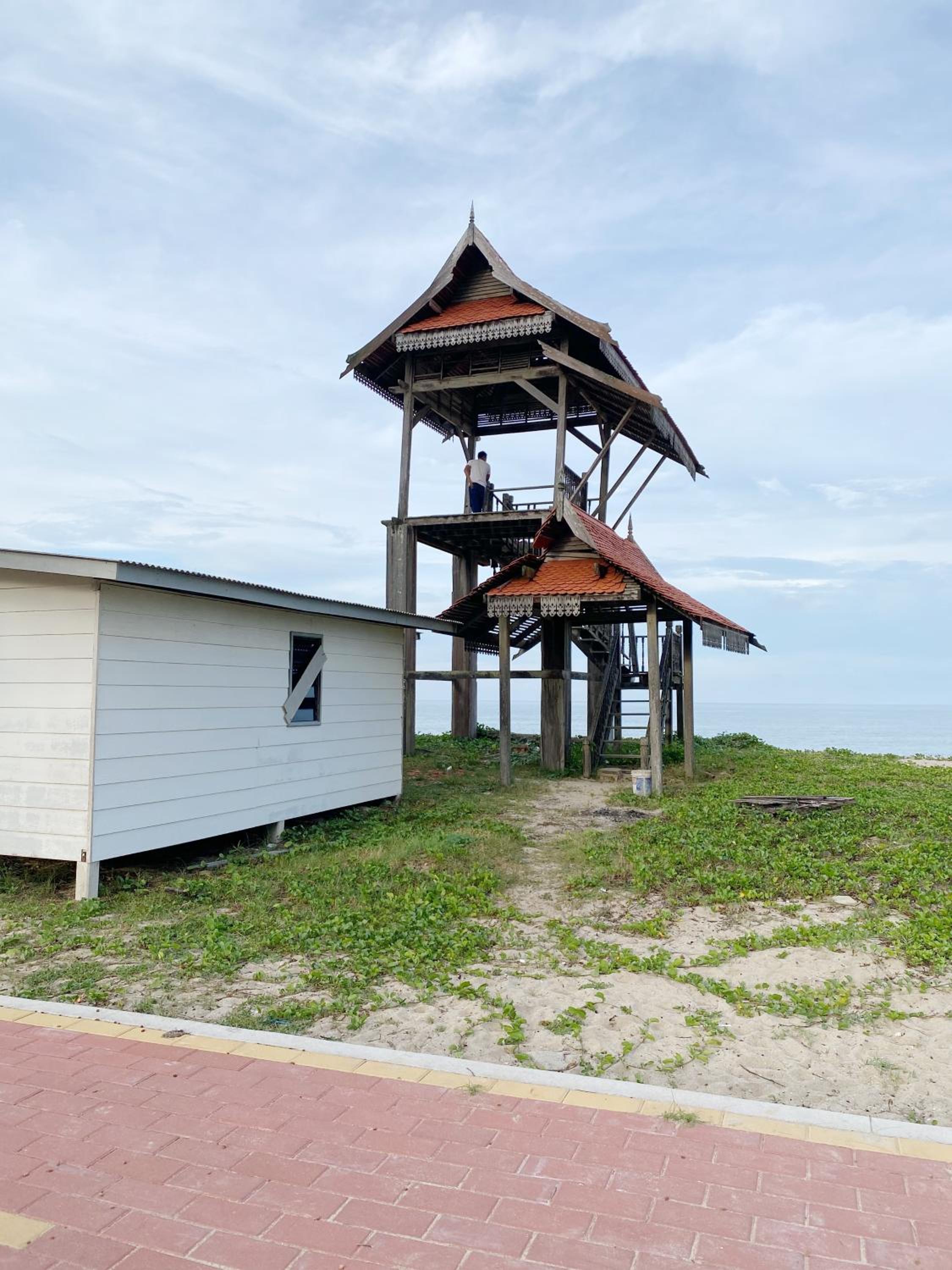 Kuala Terengganu Newly Renovated Nenda Beach House photo 7