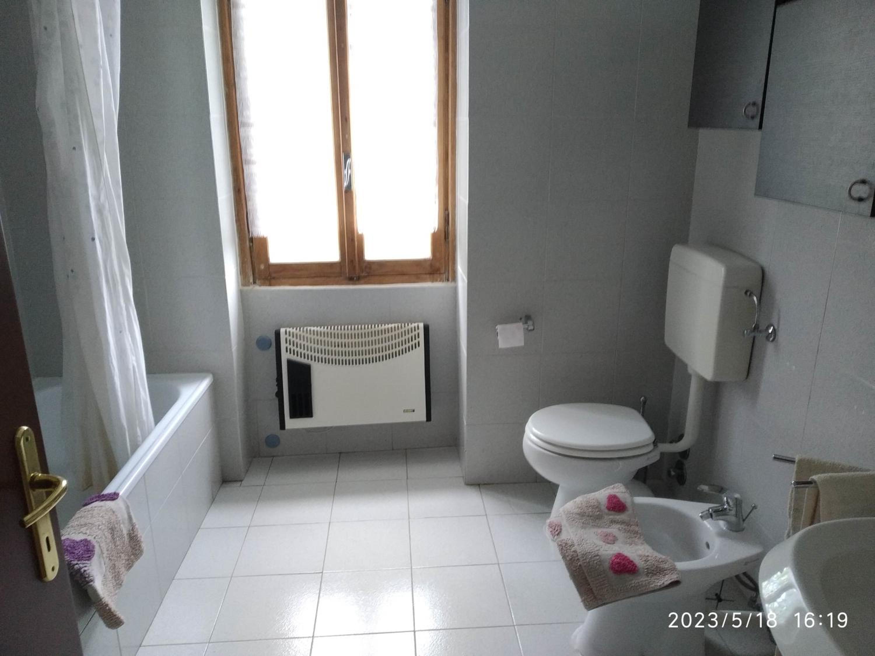 Casale immerso nel bosco a Casalborgone con piscina all'aperto view 2