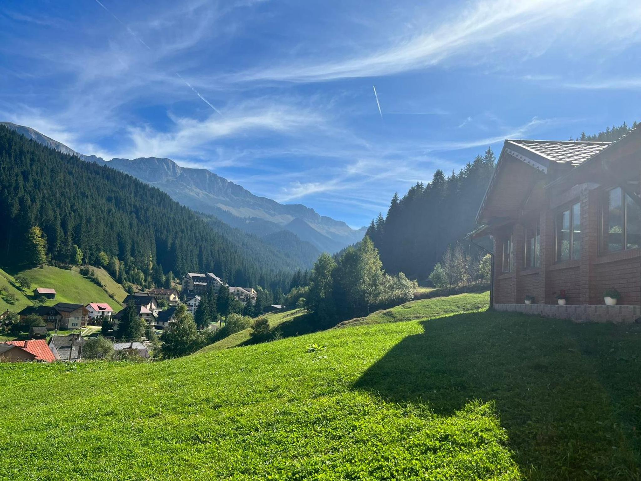 Matei Moieciu De Sus view 3