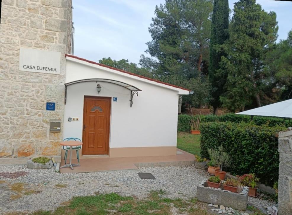 Photo 42