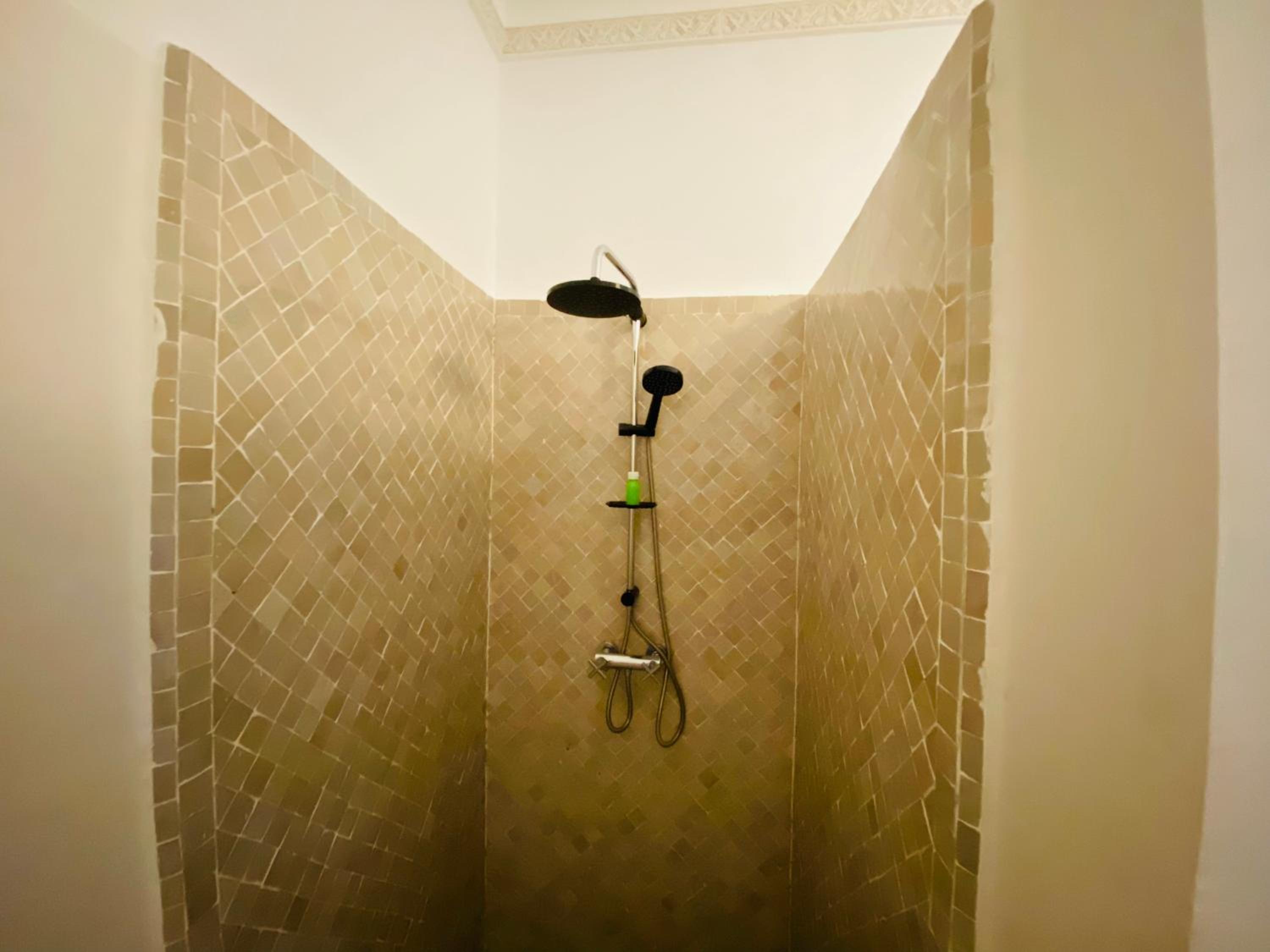 Riad New Moon