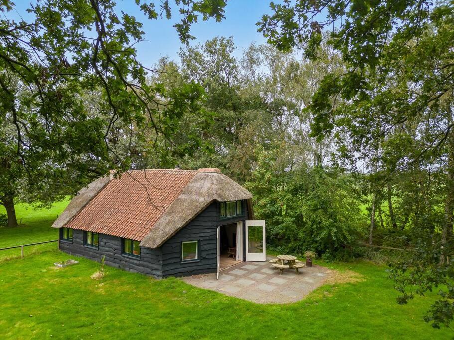 Prachtig vrijstaand familiehuis op groot perceel