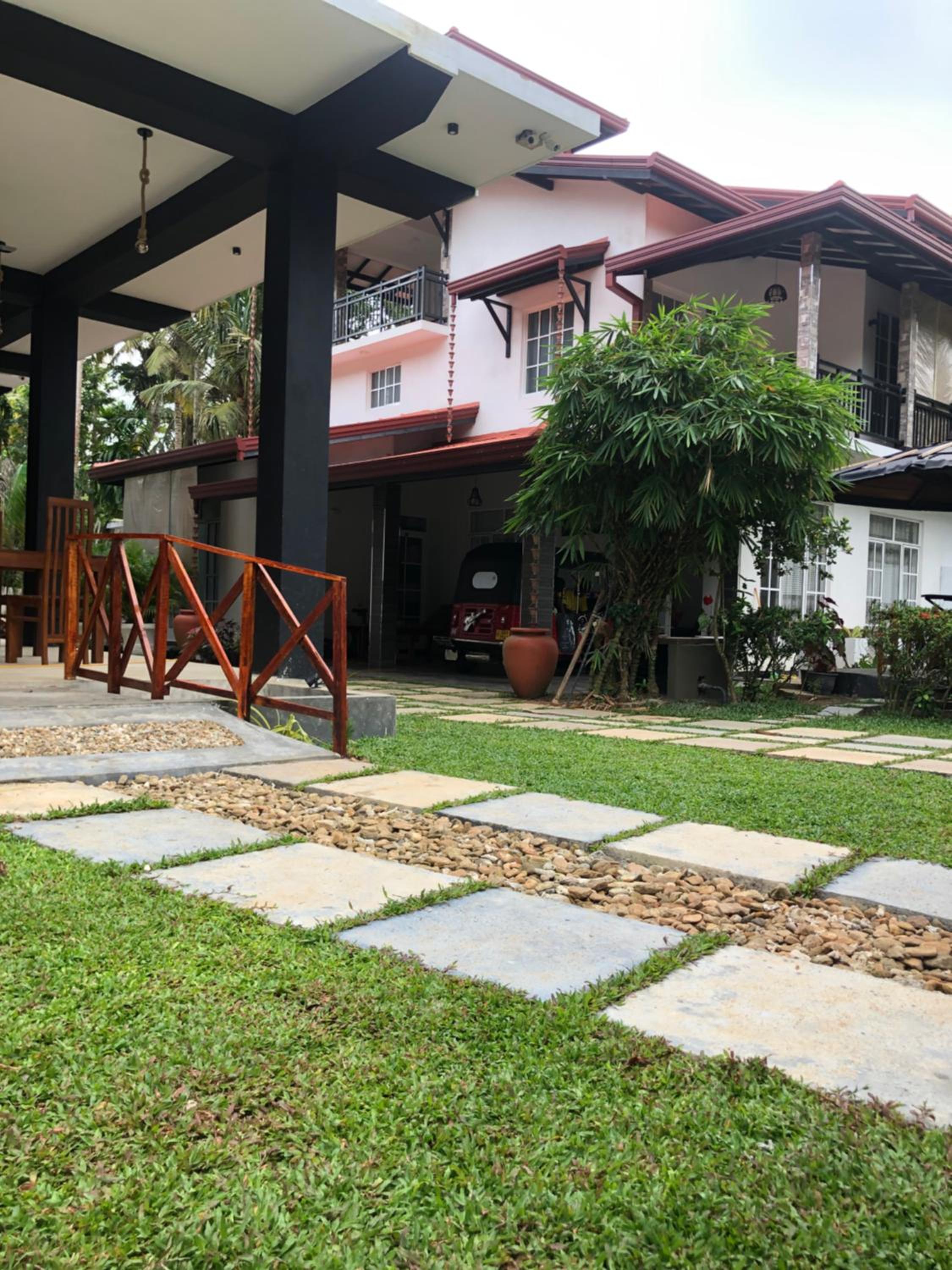 Hiriketiya New Radiant House & Dorm Room view 2