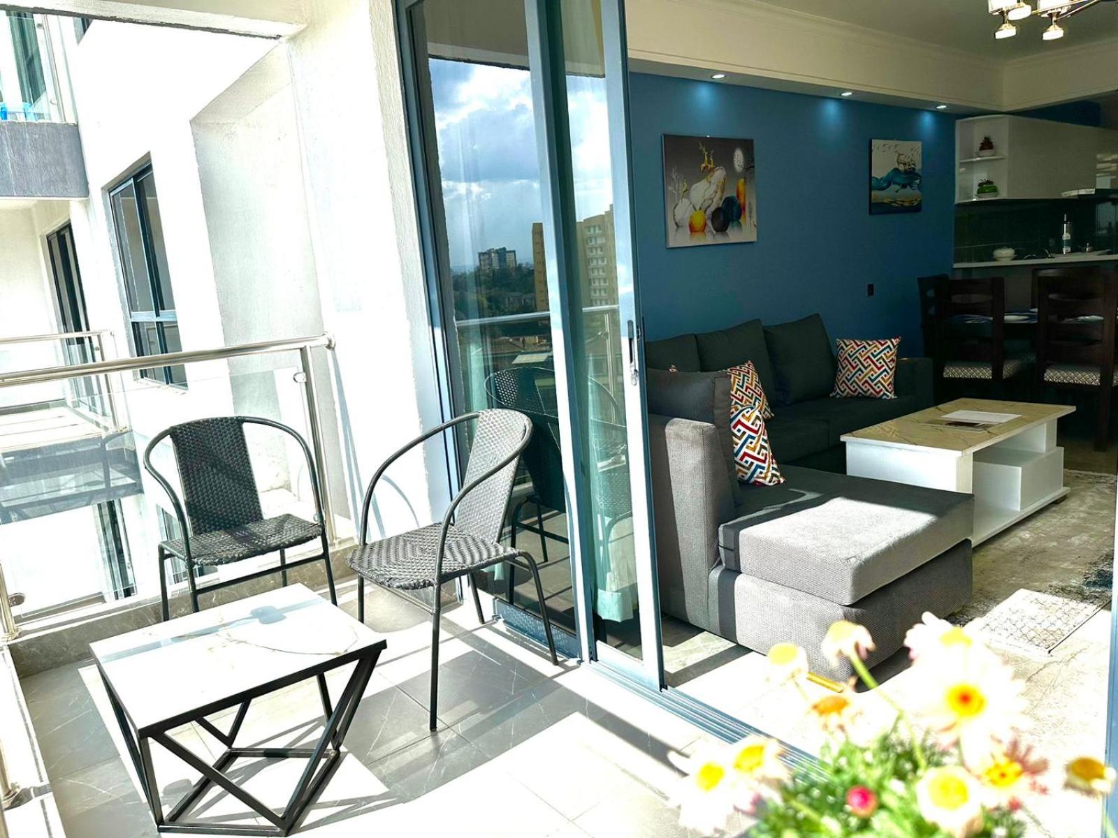 STAYREST Tours and Travel 3 bedroom Apartments in Kilimani Nairobi with rooftop pool view 5