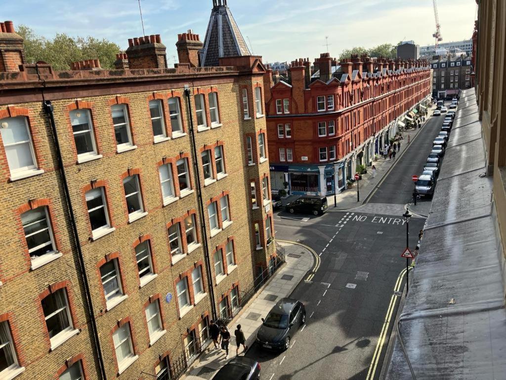 Luminous Marylebone Apartment