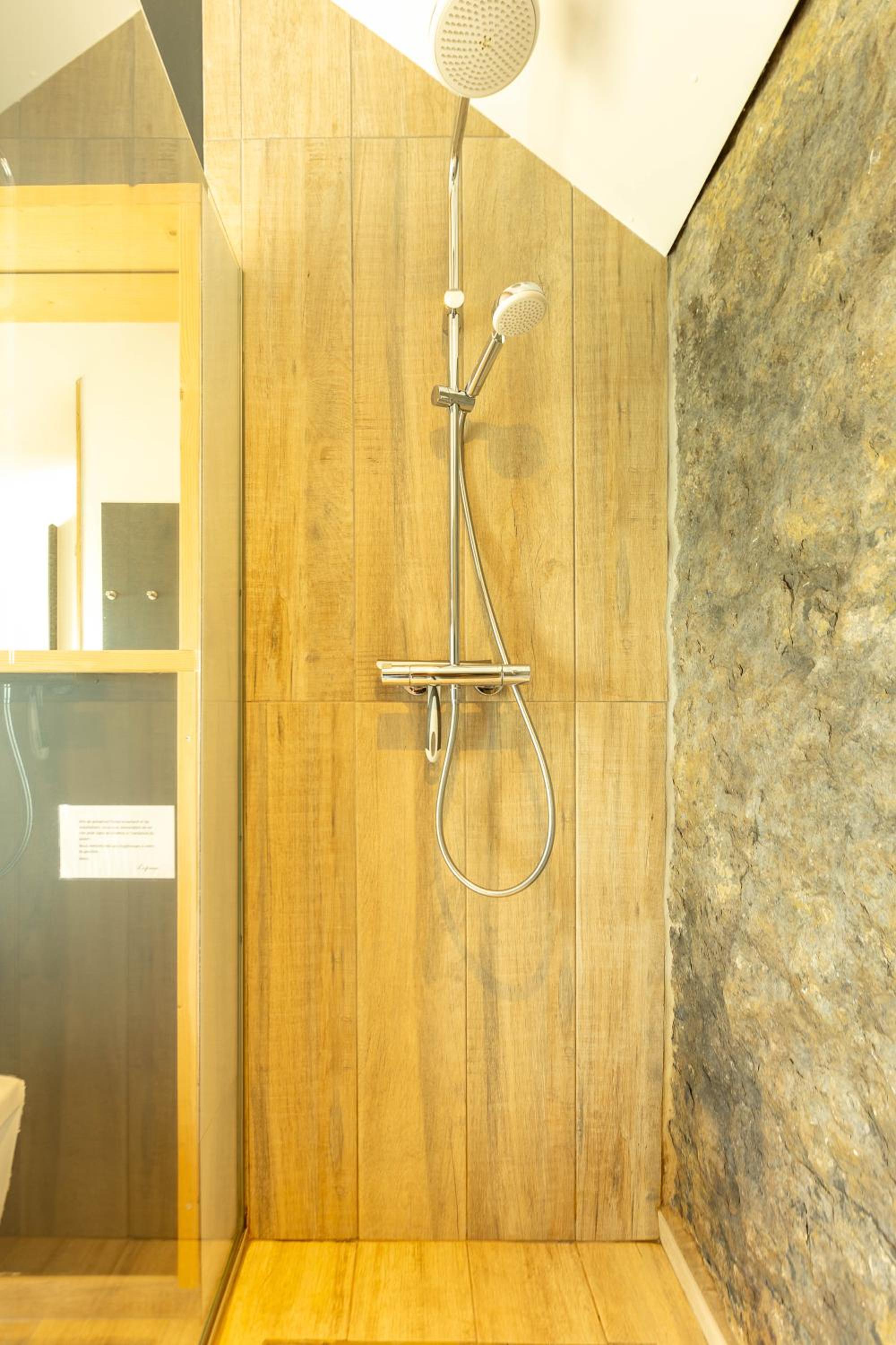 Le Fermage - logement avec piscine, sauna et jacuzzi