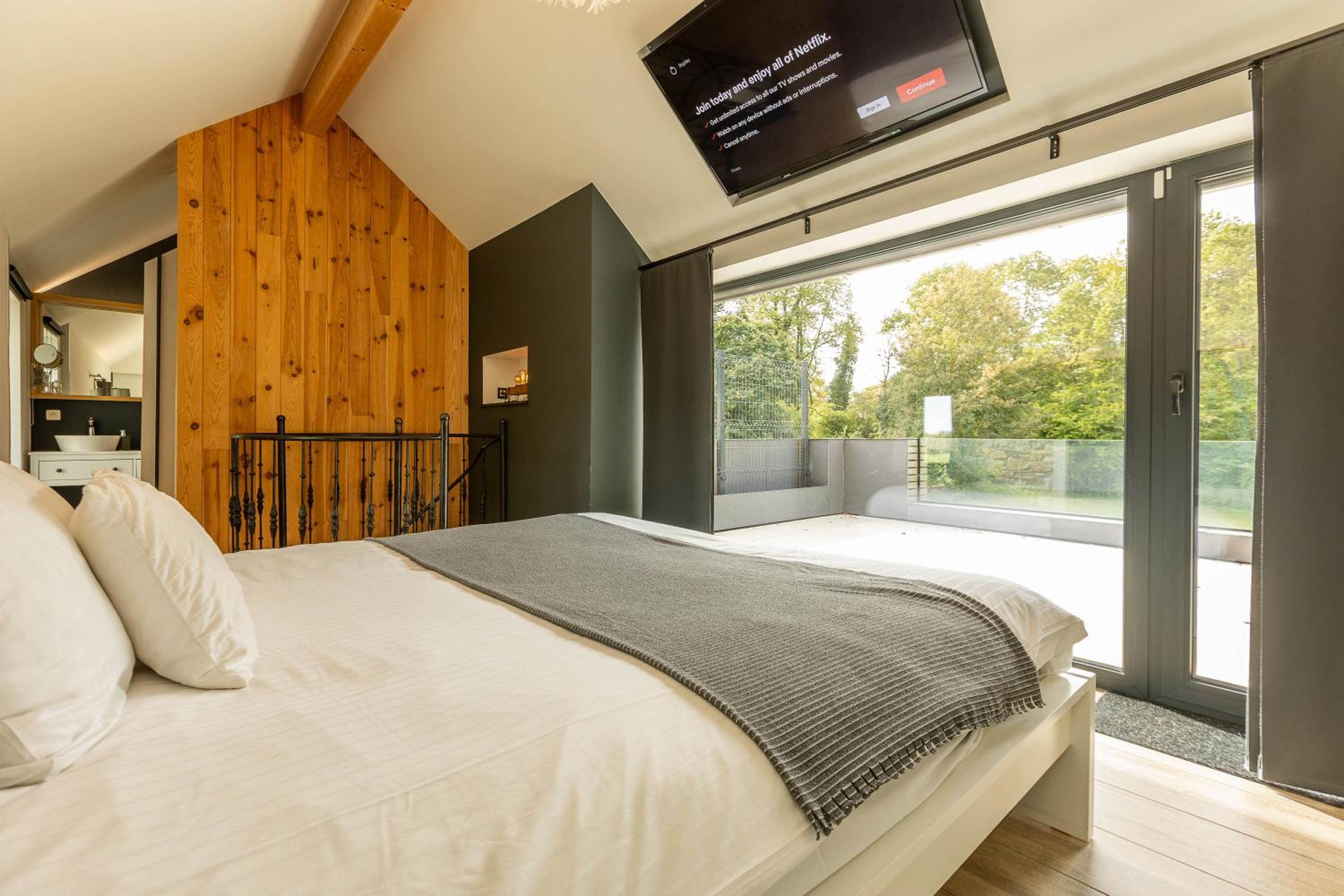 Le Fermage - logement avec piscine, sauna et jacuzzi