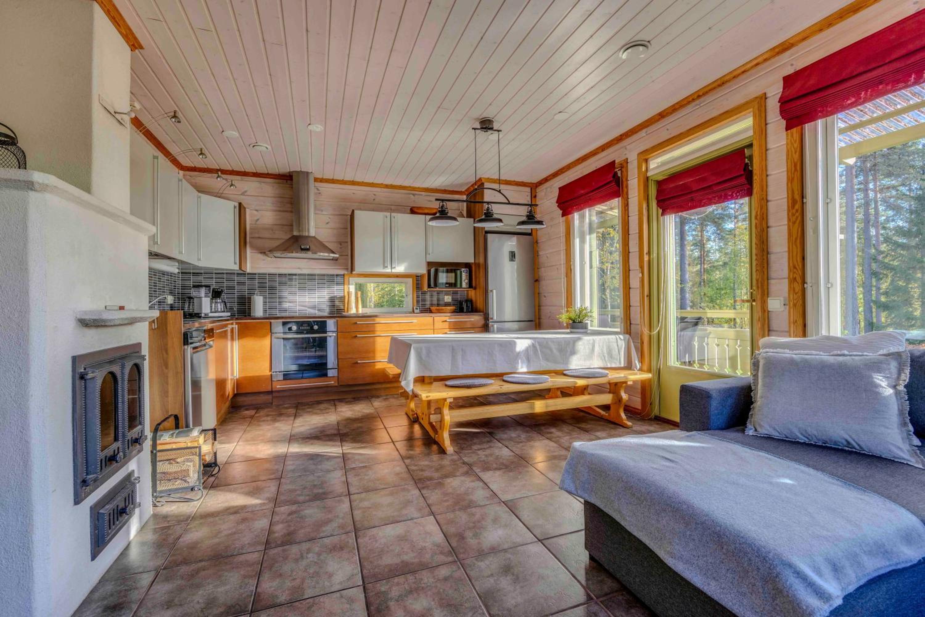 Himoksen Pistaasi Lake view incl WiFi, AC, fireplace view 5