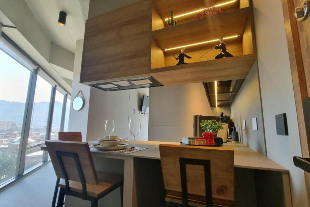 Bright luxurious flat with stunning view workspace