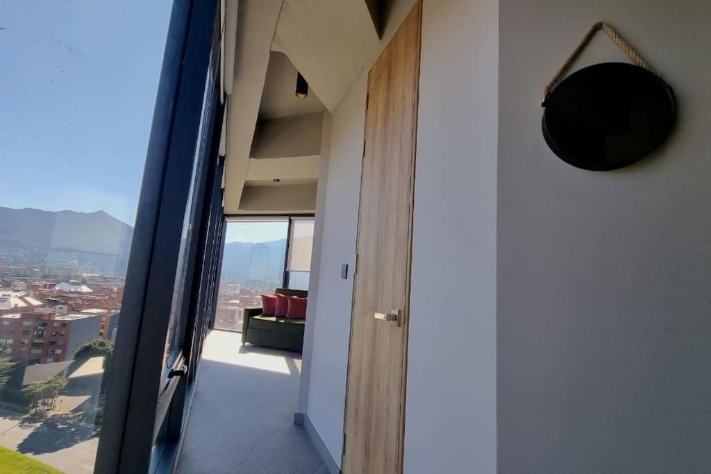 Bright luxurious flat with stunning view workspace