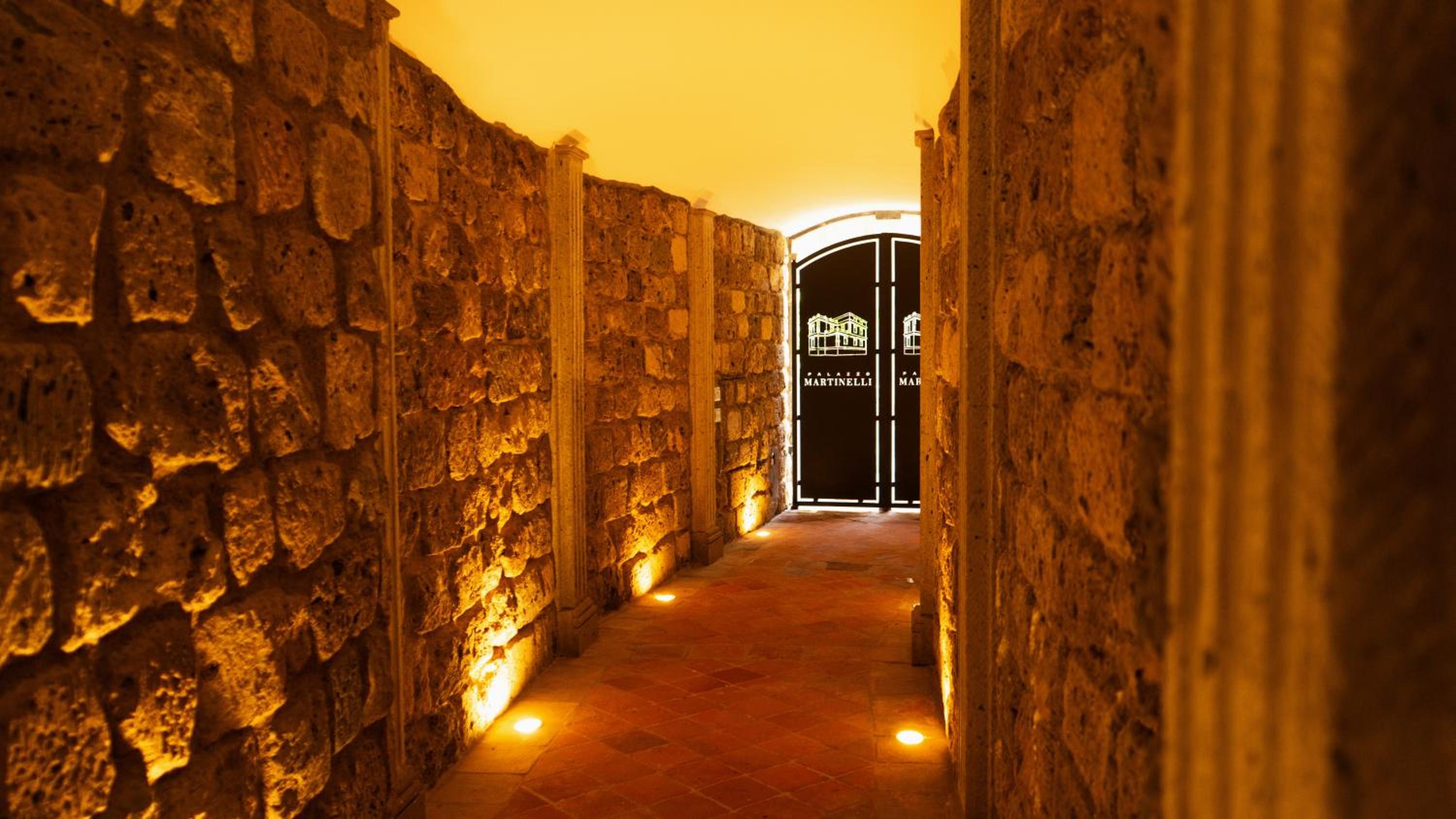 Palazzo Martinelli view 5