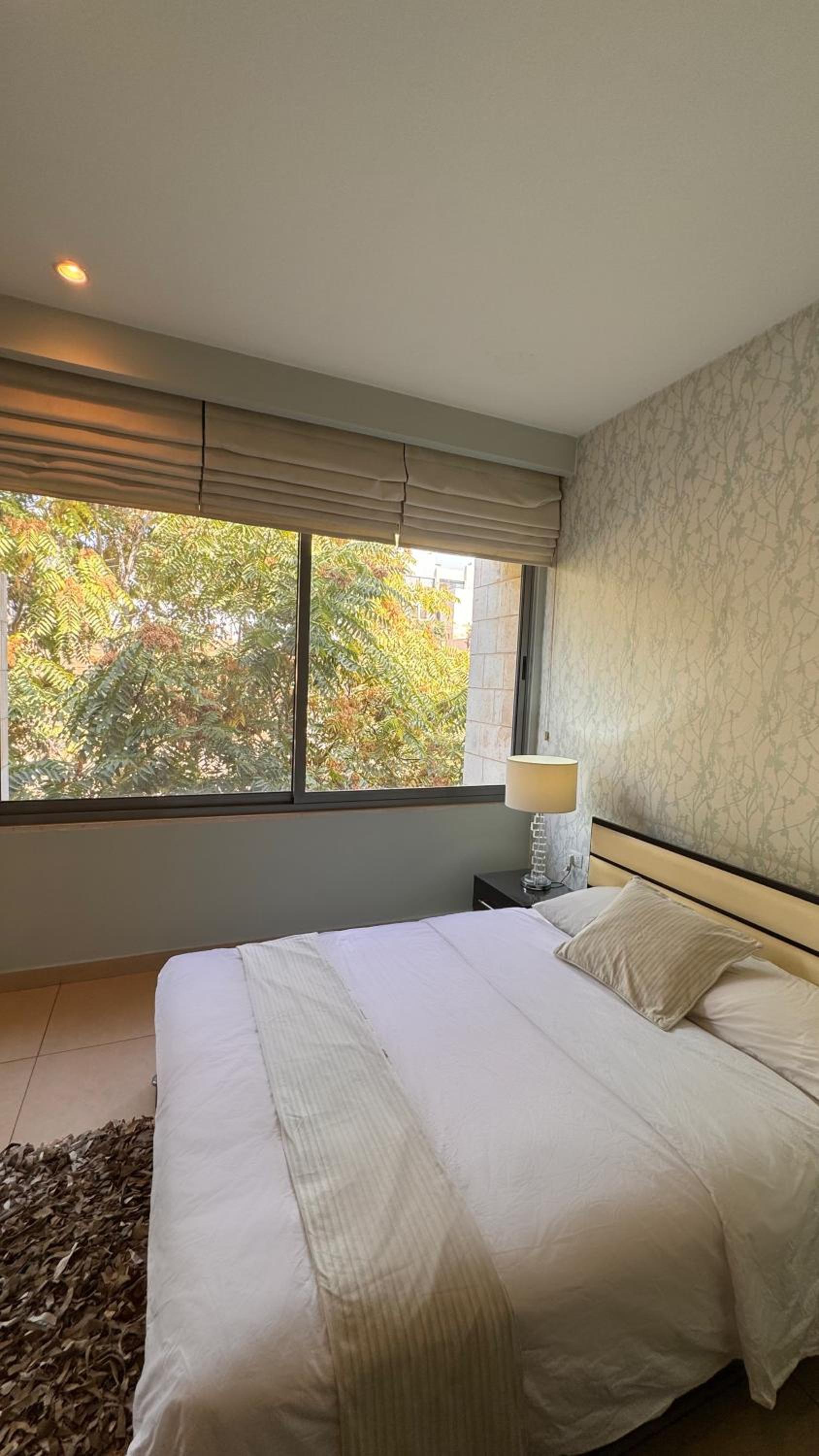 Abdoun Falls Luxury Apartment
