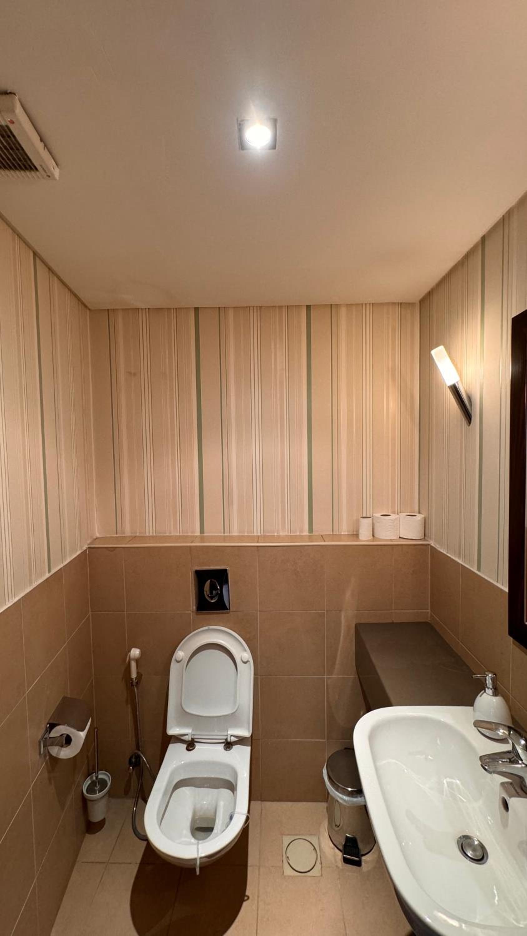 Abdoun Falls Luxury Apartment