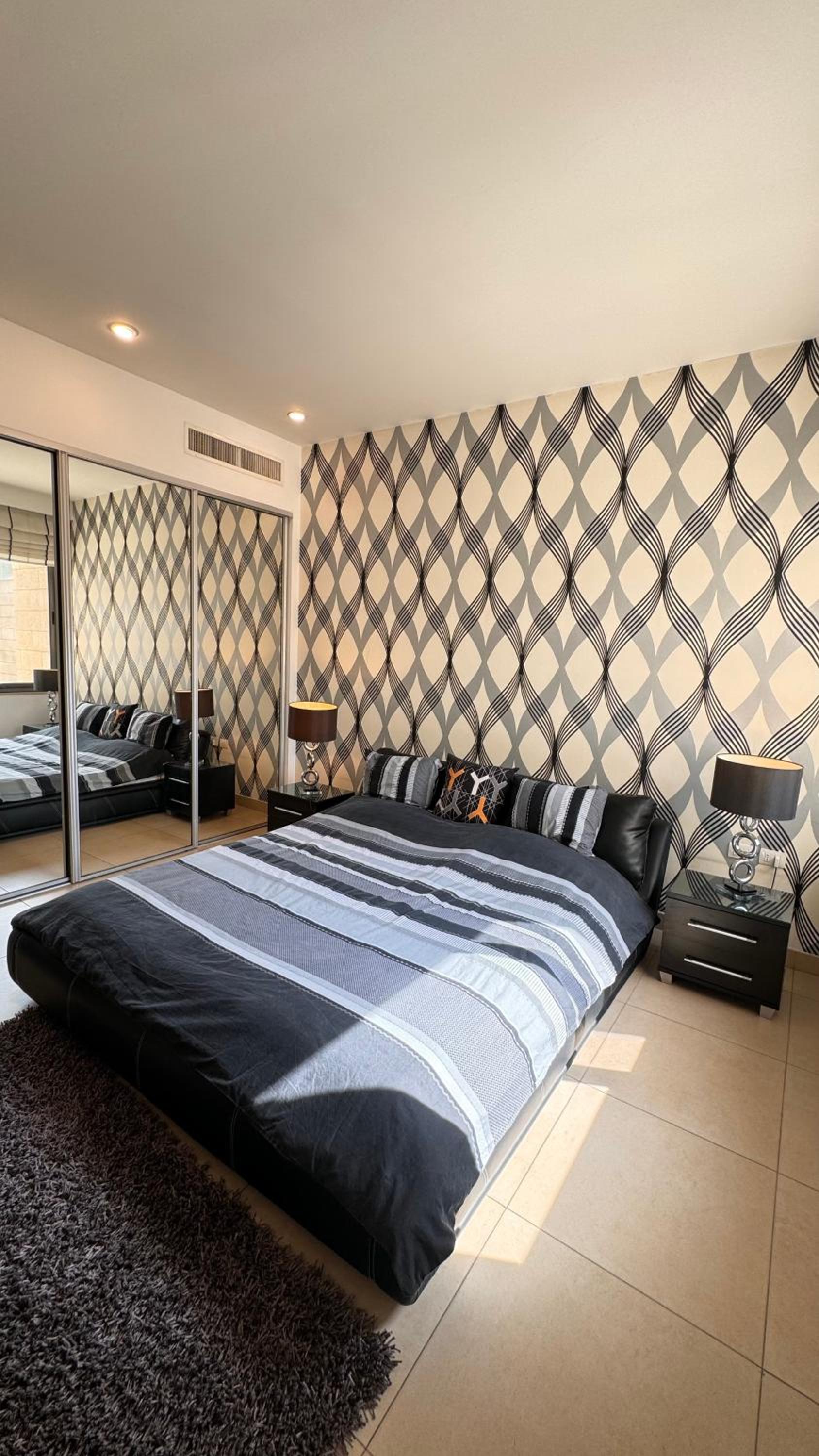 Abdoun Falls Luxury Apartment