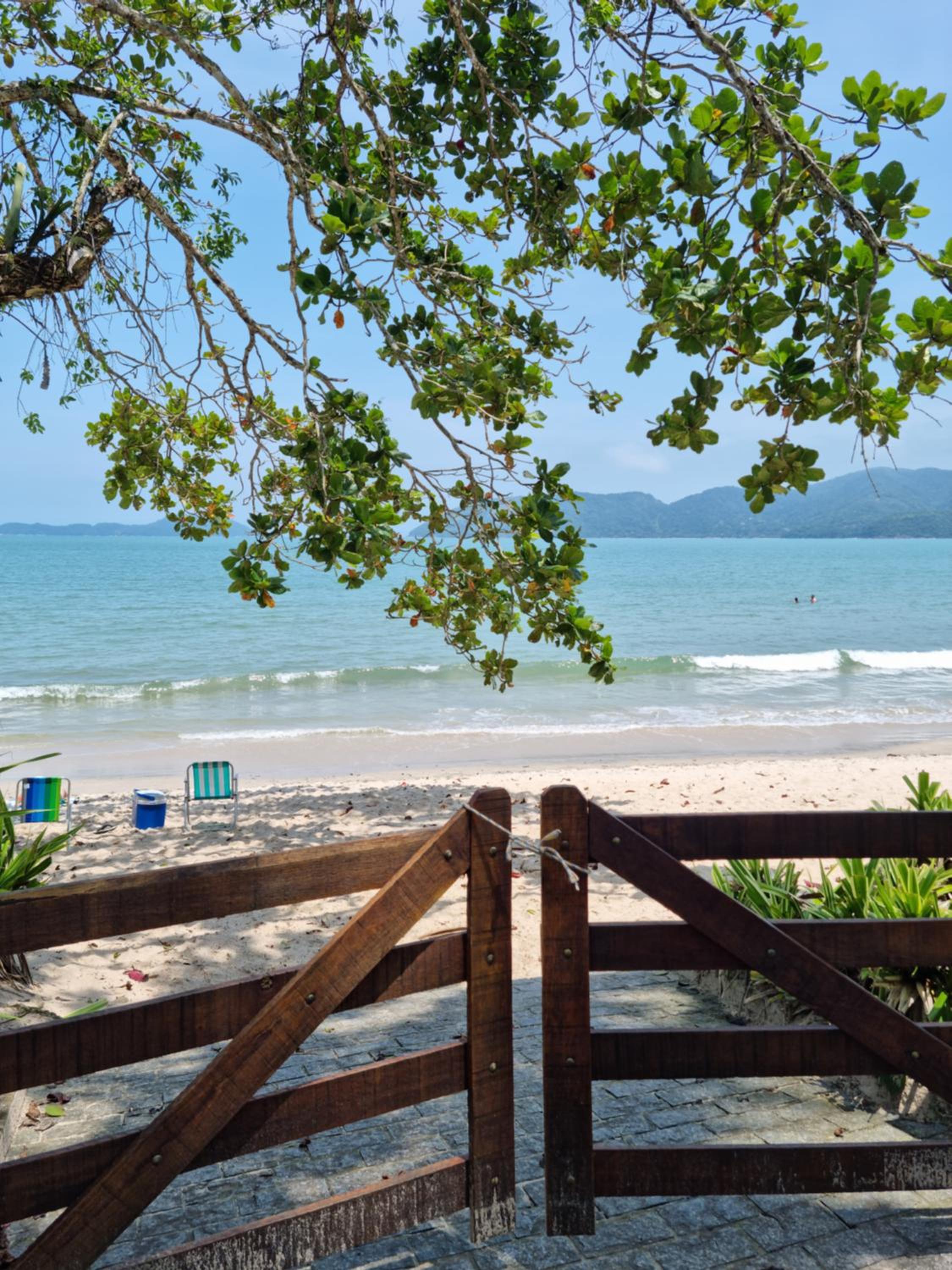 Casa pé na areia - Praia do Lázaro