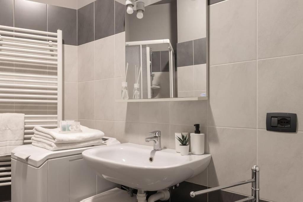 [Centro] Junior Suite con Wi-Fi e A/C photo 5