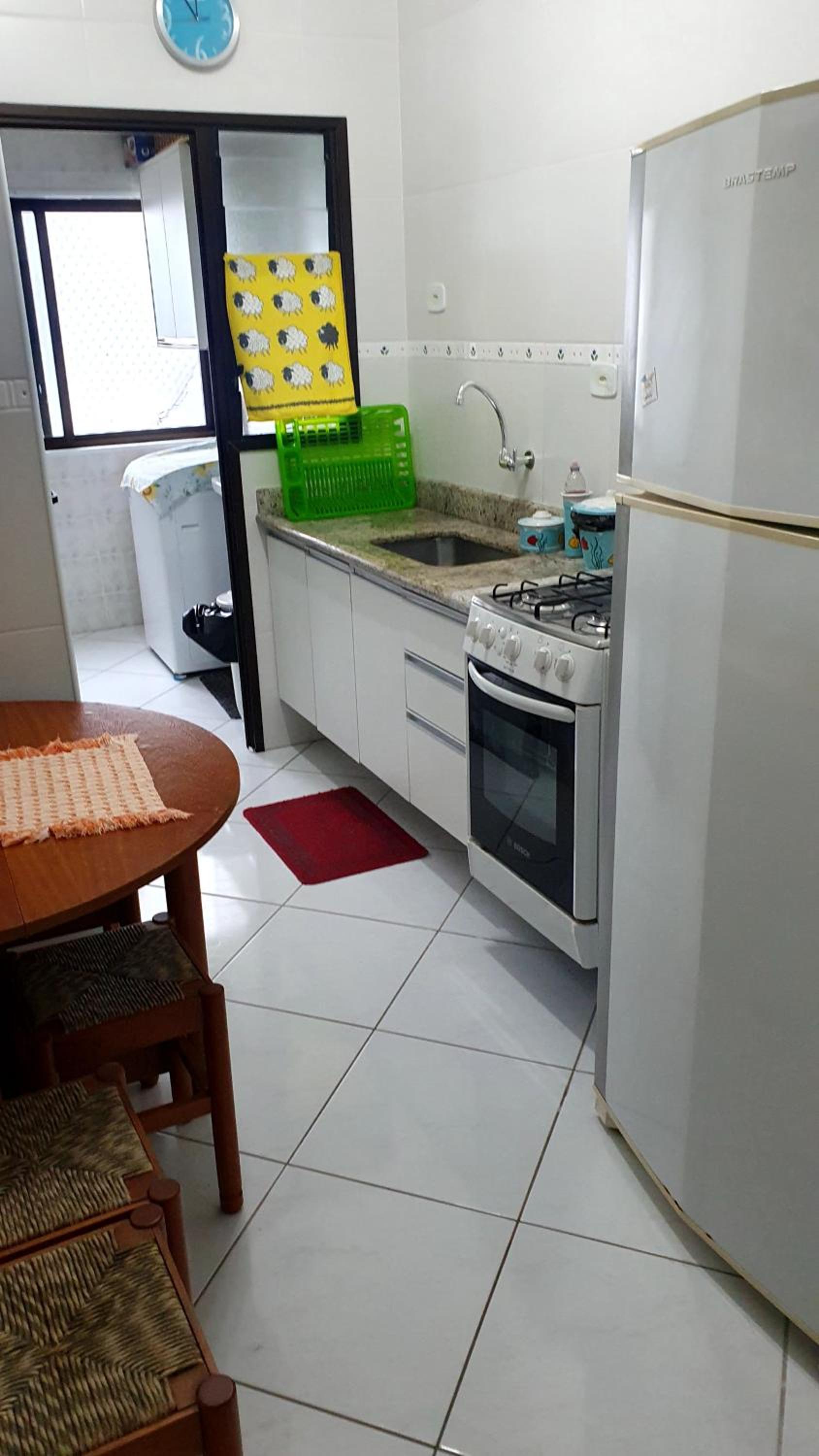 joia da enseada, com serviços de praia, de frente para o mar, 3 quartos, TV smart, piscina, academia, salão jogos, brinquedoteca, estacionamento