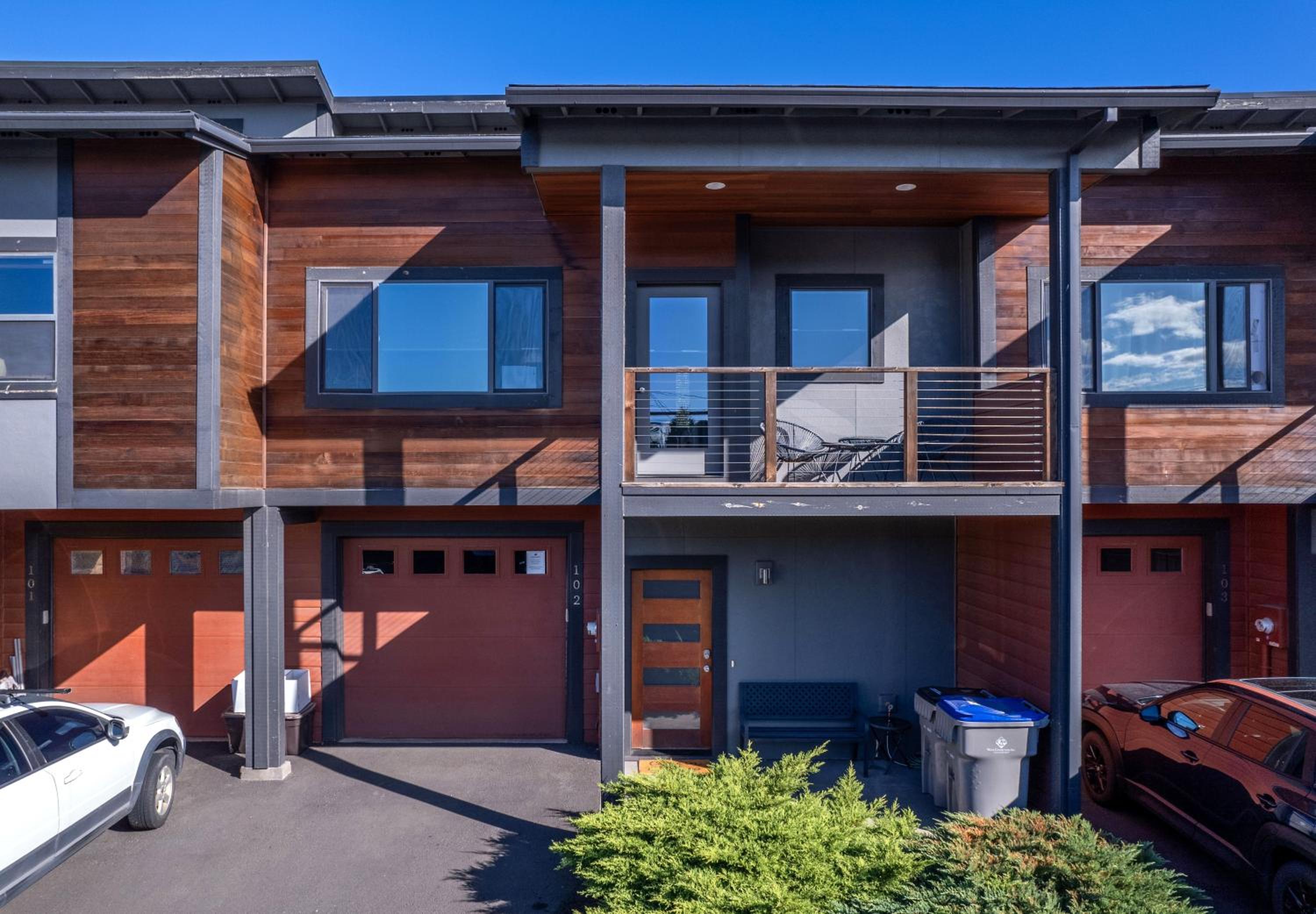 Hull Street Loft townhouse view 2