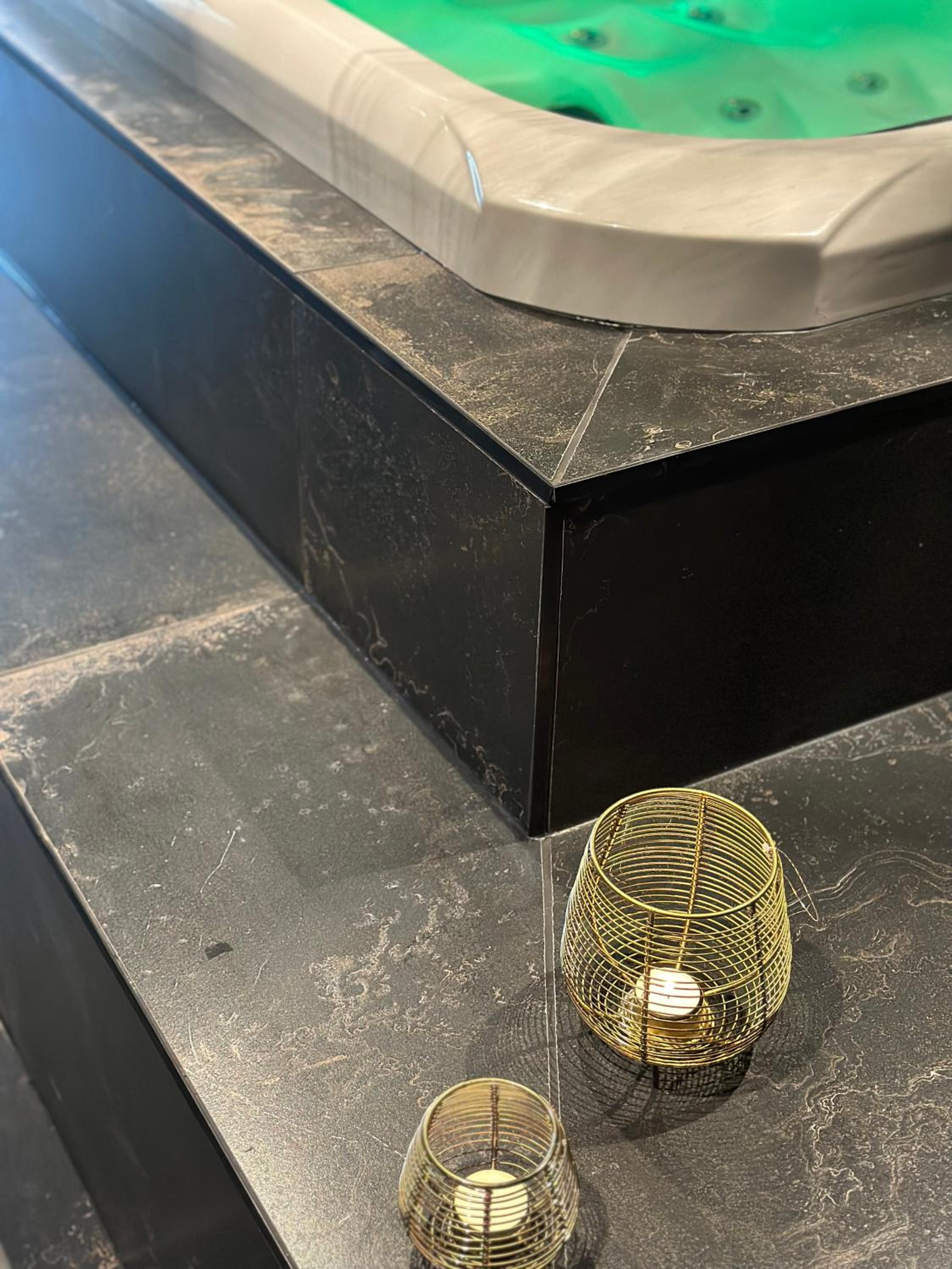 Suite Marie - Jacuzzi privé & sauna