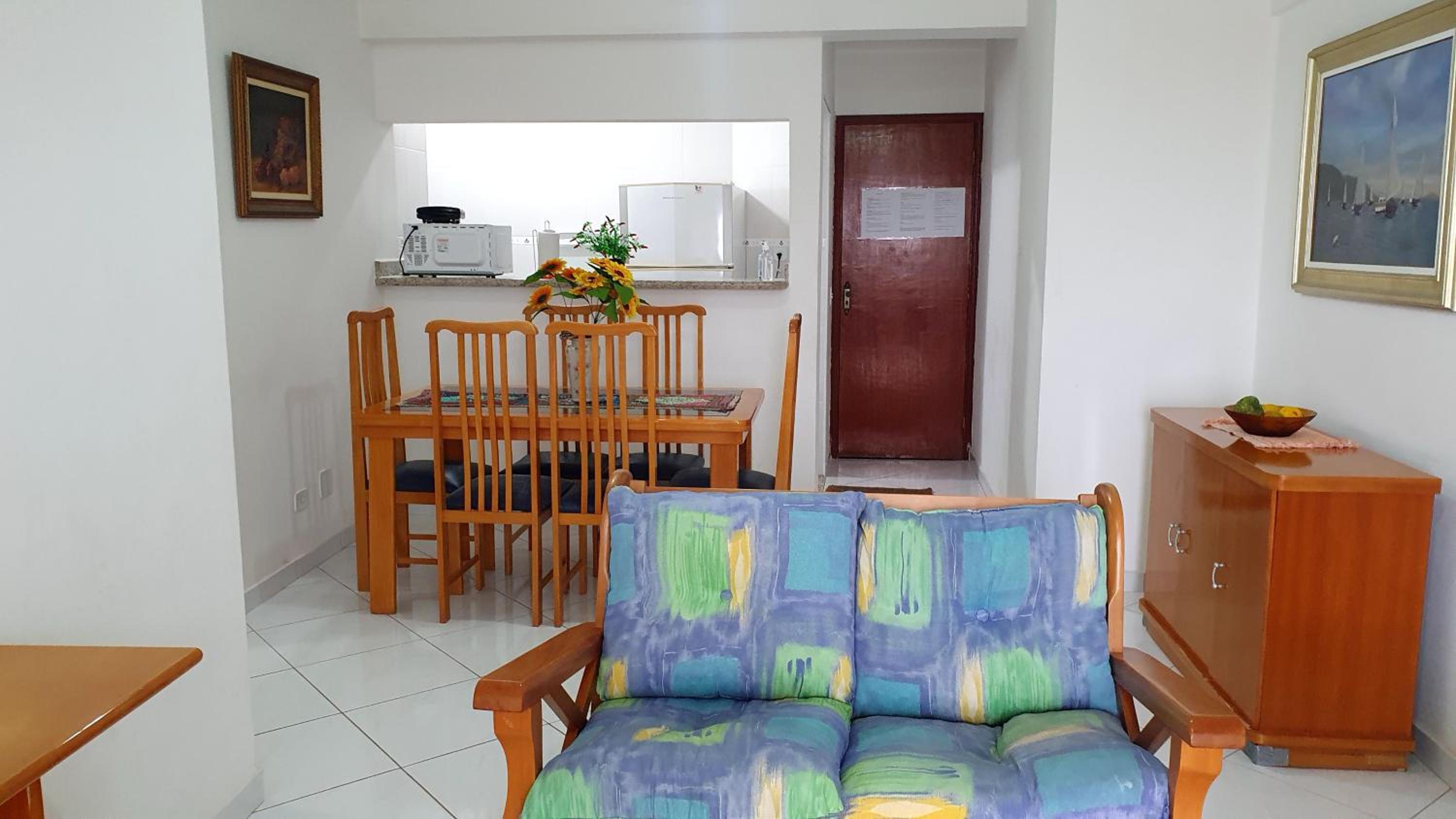 joia da enseada, com serviços de praia, de frente para o mar, 3 quartos, TV smart, piscina, academia, salão jogos, brinquedoteca, estacionamento