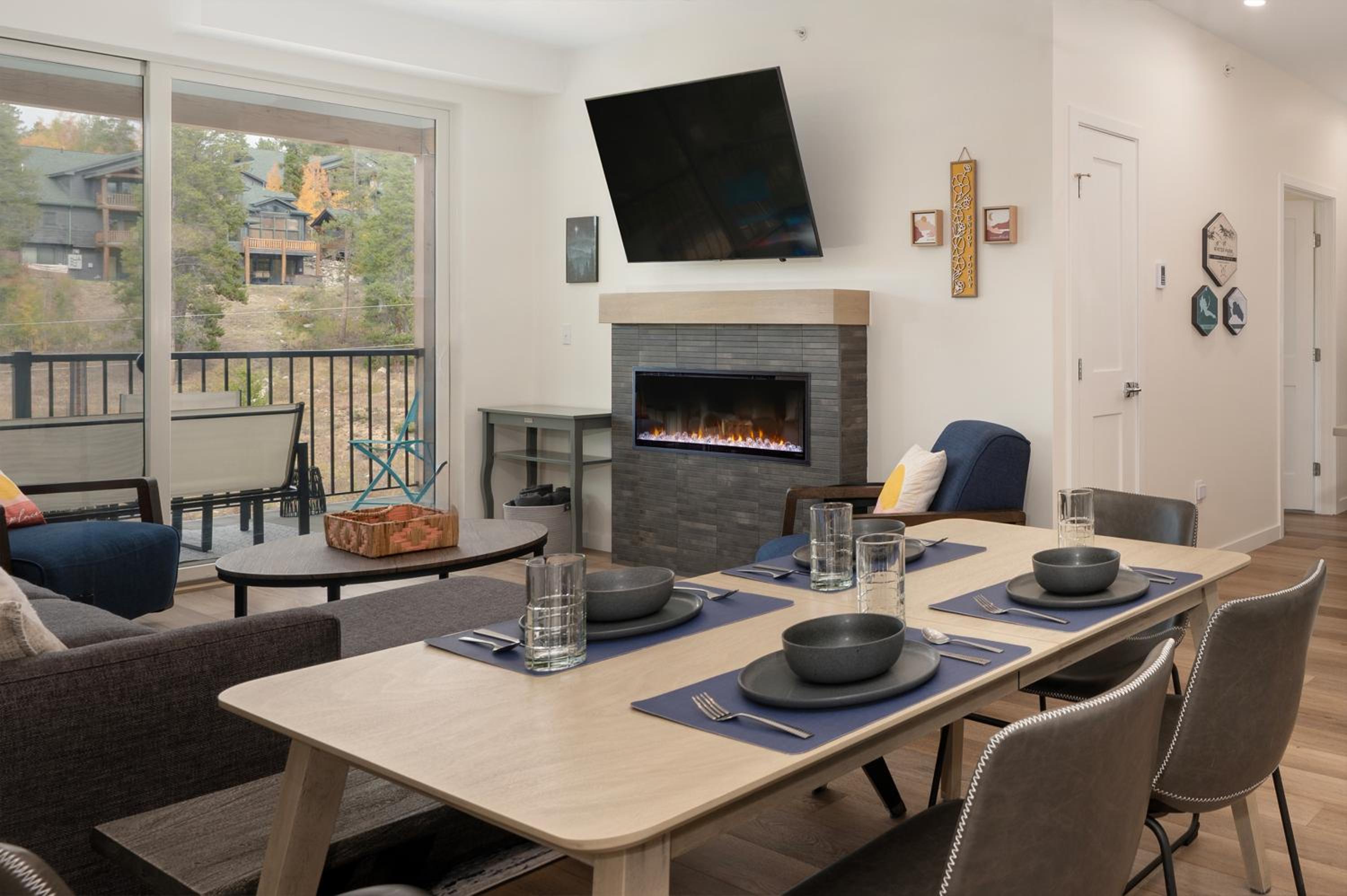 New Condo! Skiboard Winter Park Shuttle