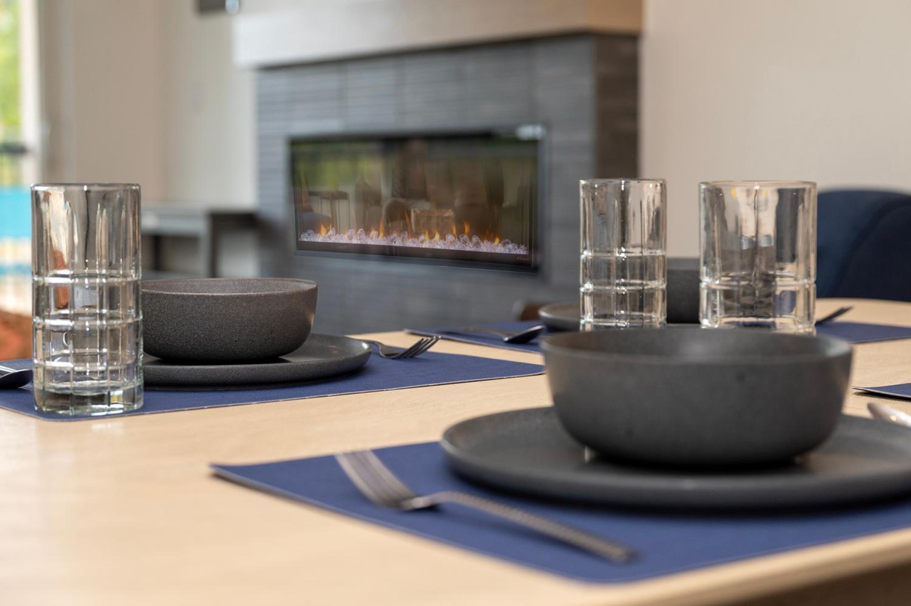 New Condo! Skiboard Winter Park Shuttle
