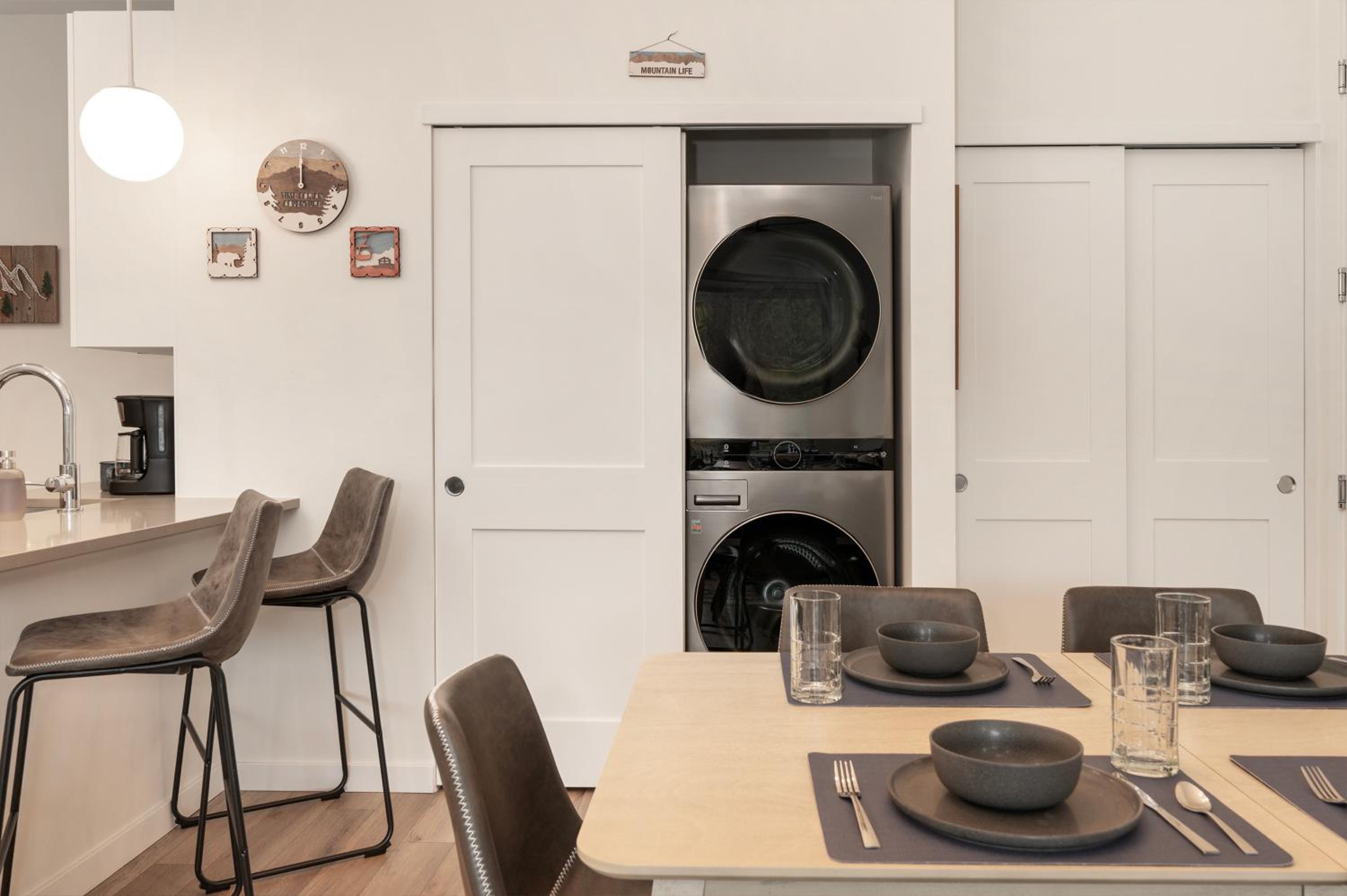 New Condo! Skiboard Winter Park Shuttle