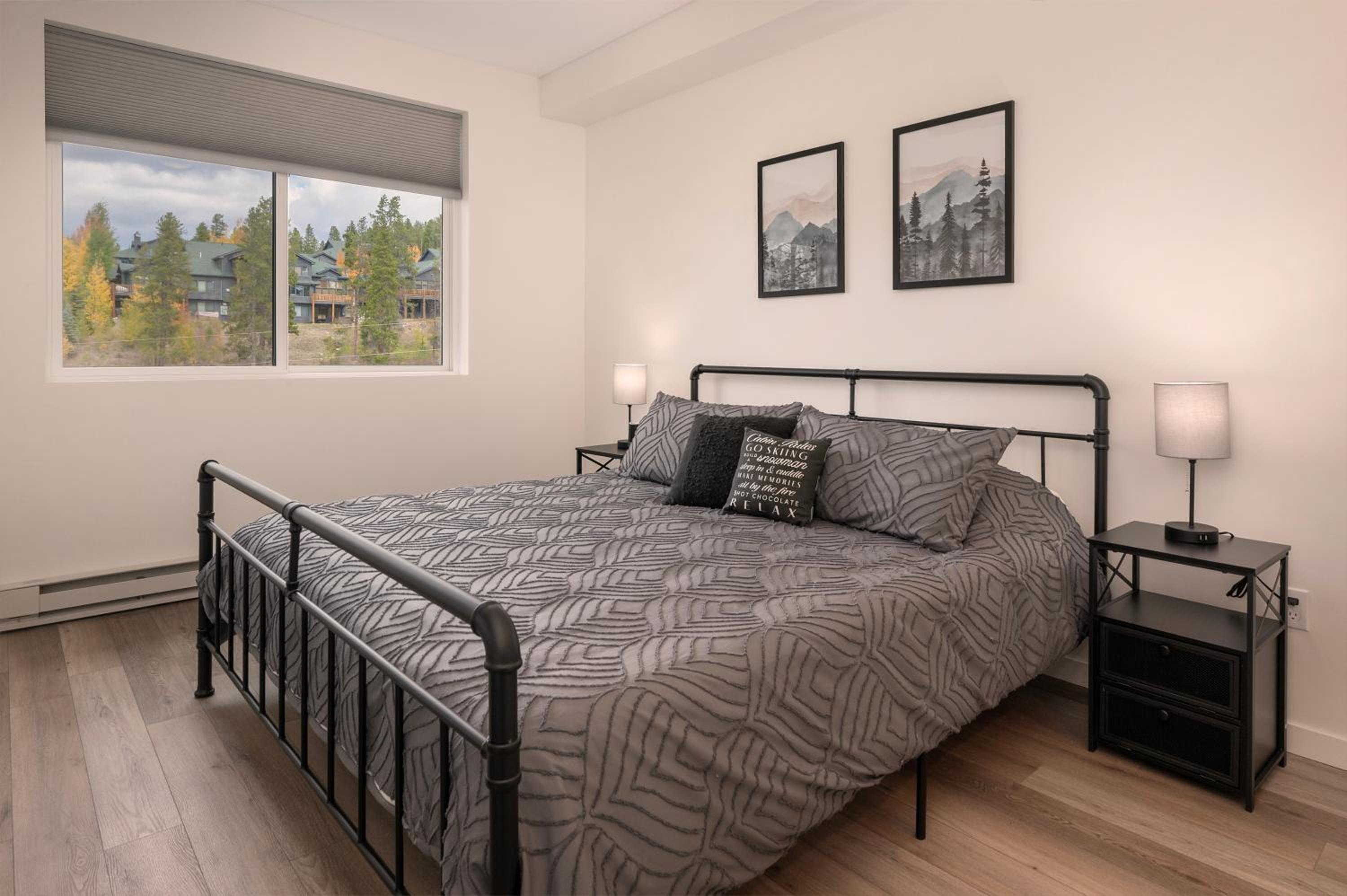 New Condo! Skiboard Winter Park Shuttle