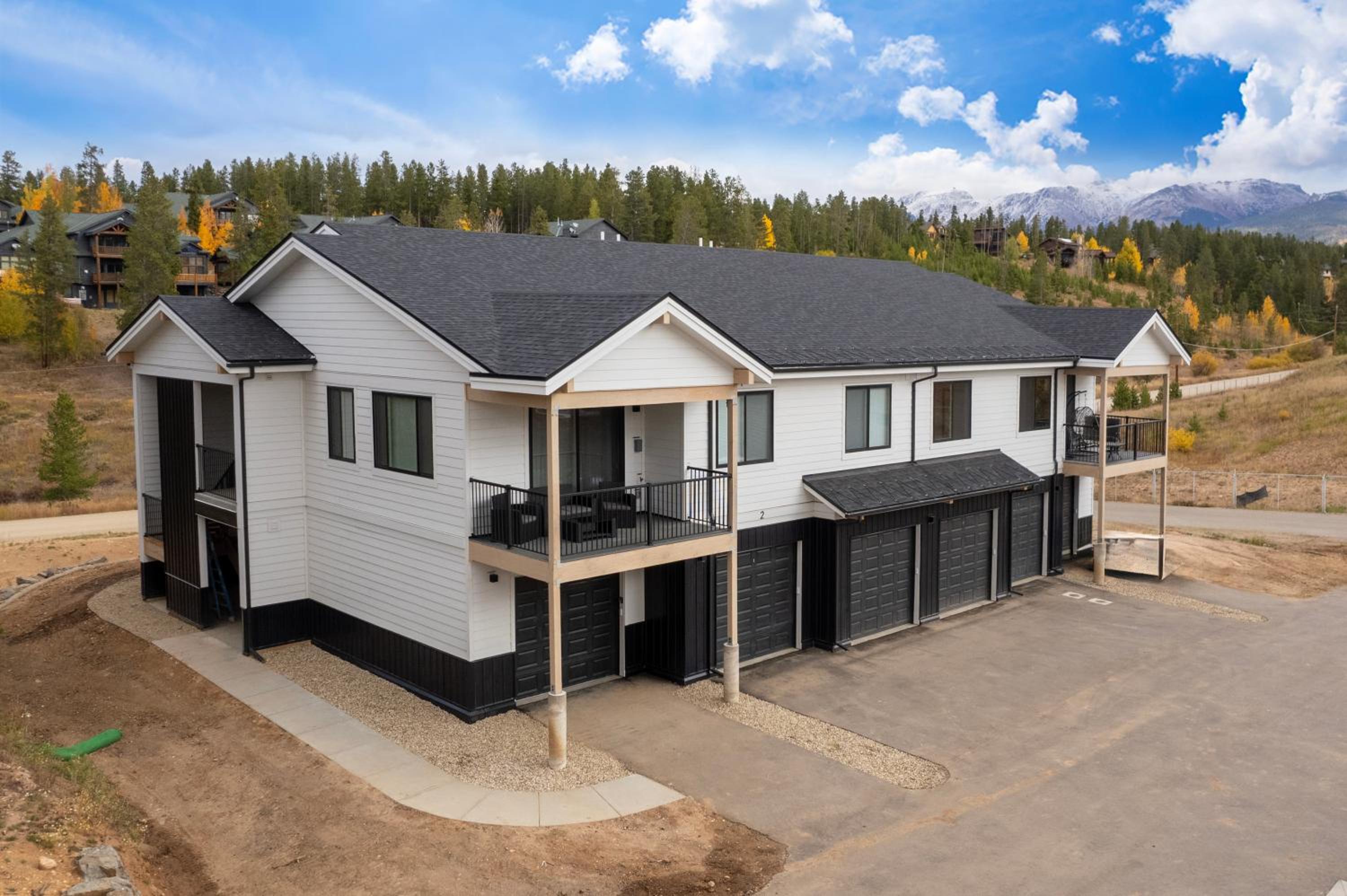 New Condo! Skiboard Winter Park Shuttle